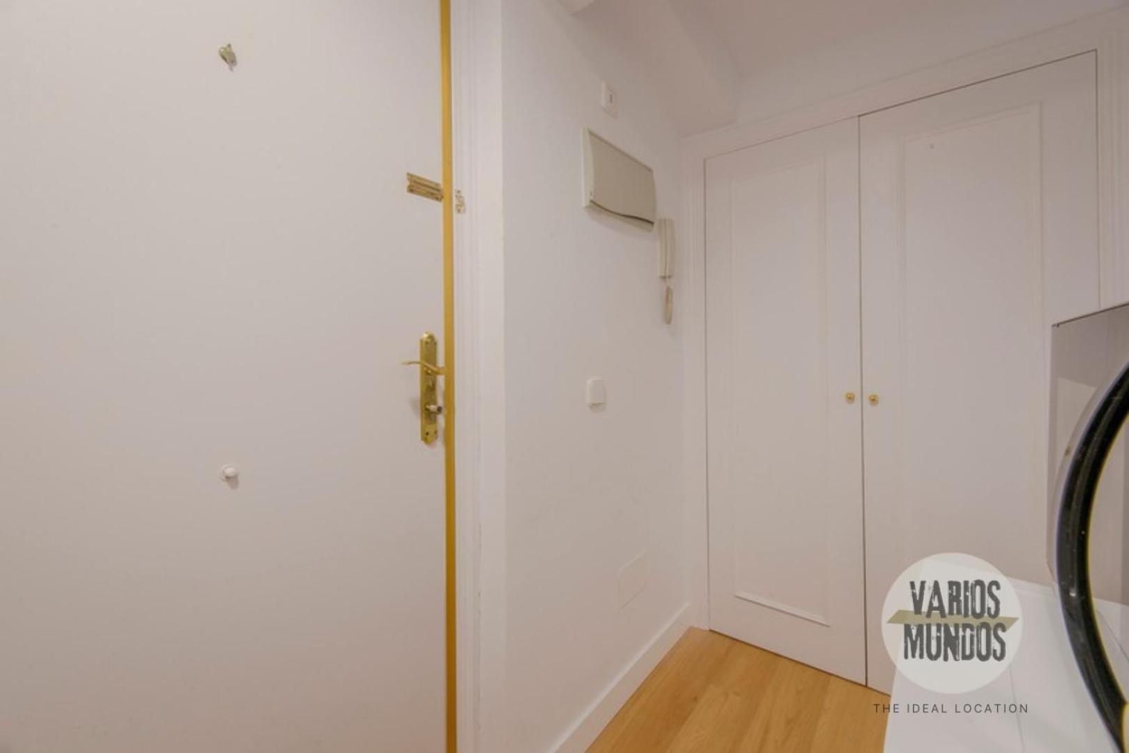Fashion Design Loft En Calle Carretas-sol 4pax