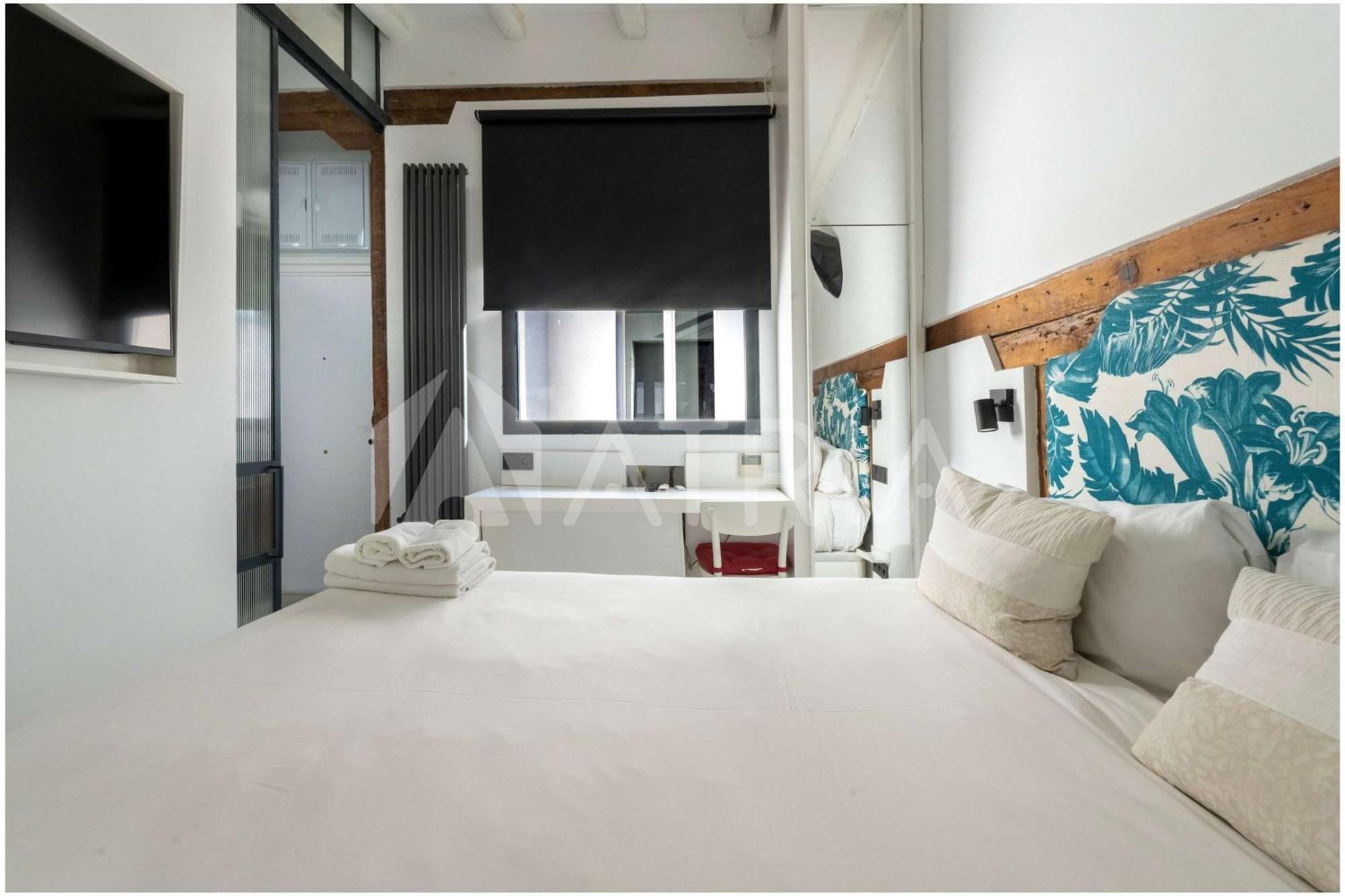 Gorgeous 2 Bedroom In Madrid's Heart