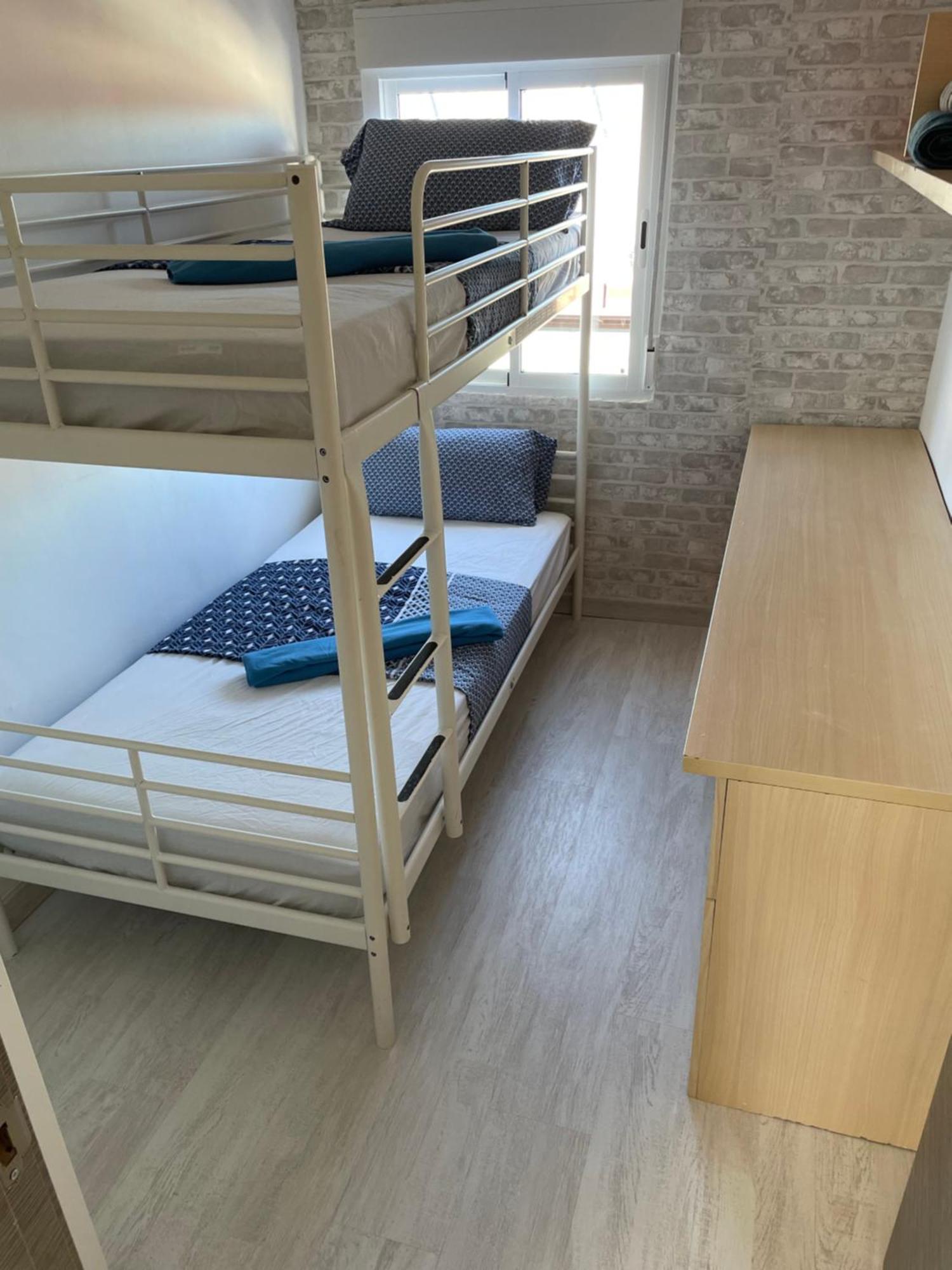 Apartment Luminoso En Rocafort Madrid