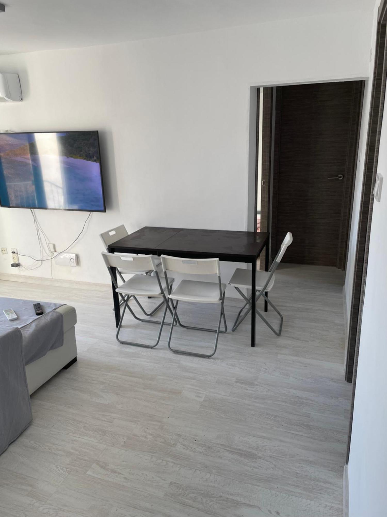 Luminoso En Rocafort Apartment Madrid
