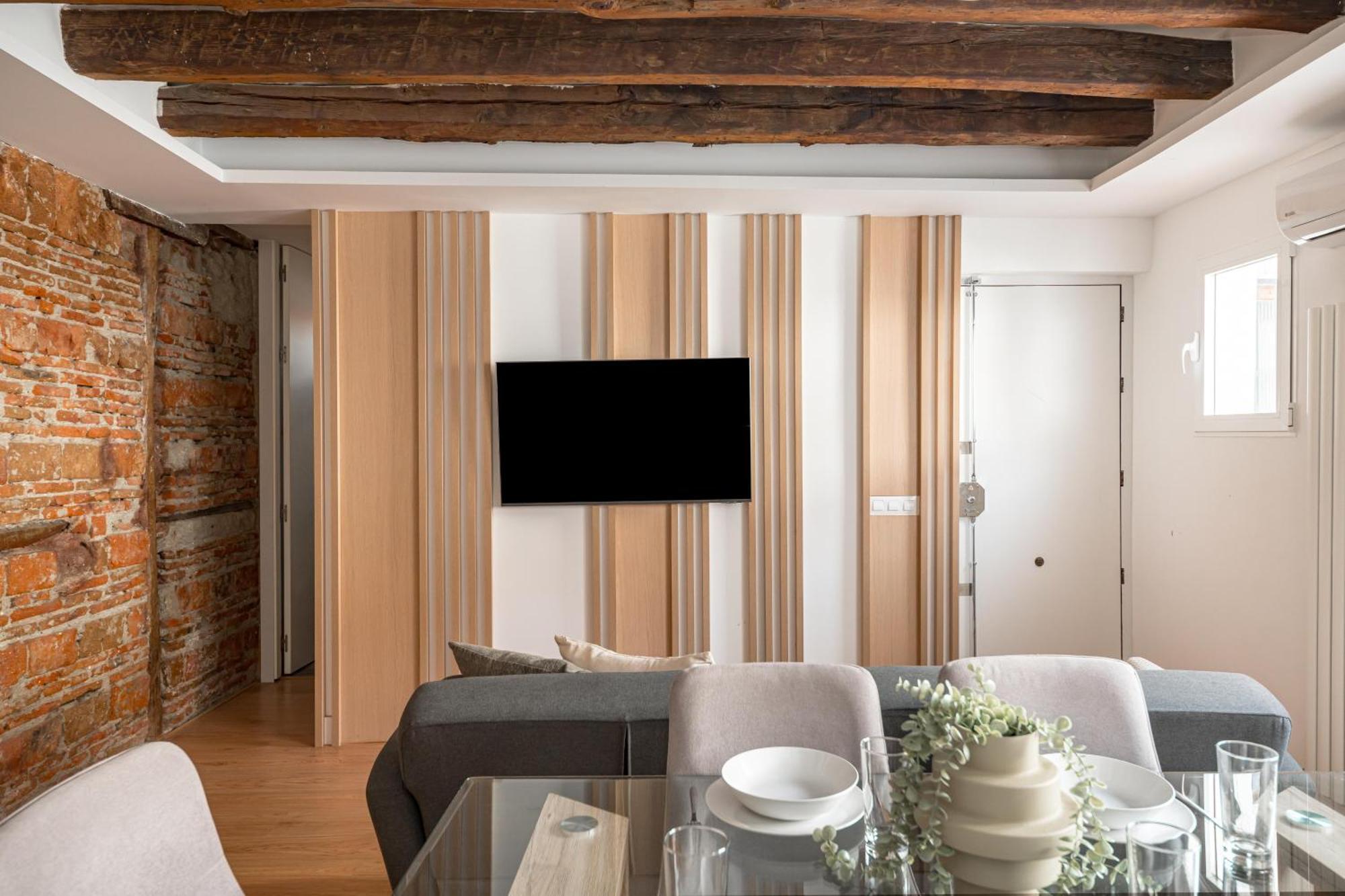 Apartment Chueca Ii Calle Barco 2br 2bh *
