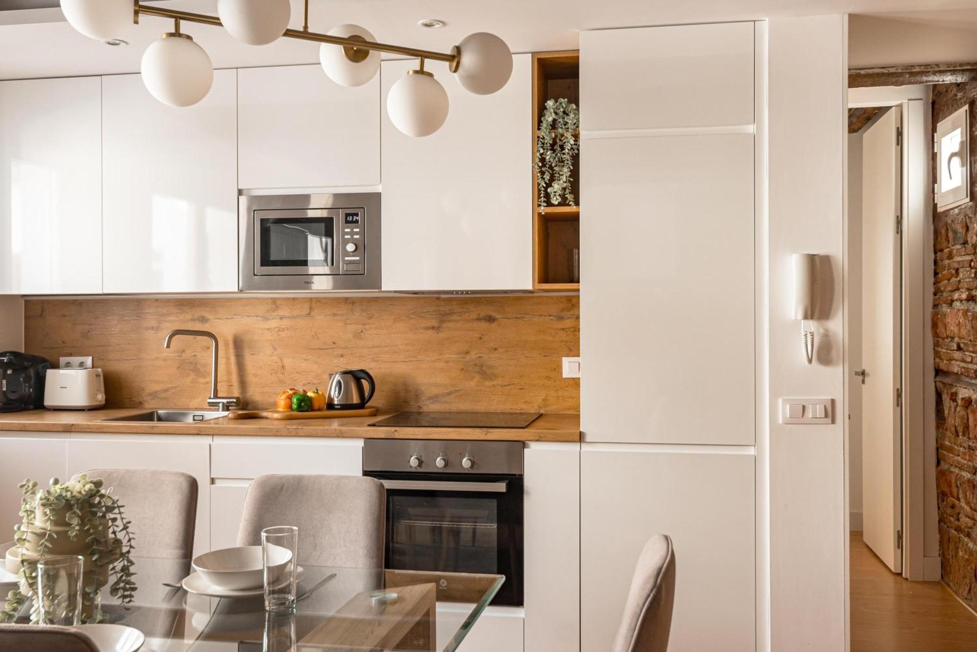 Chueca Ii Calle Barco 2br 2bh * Madrid