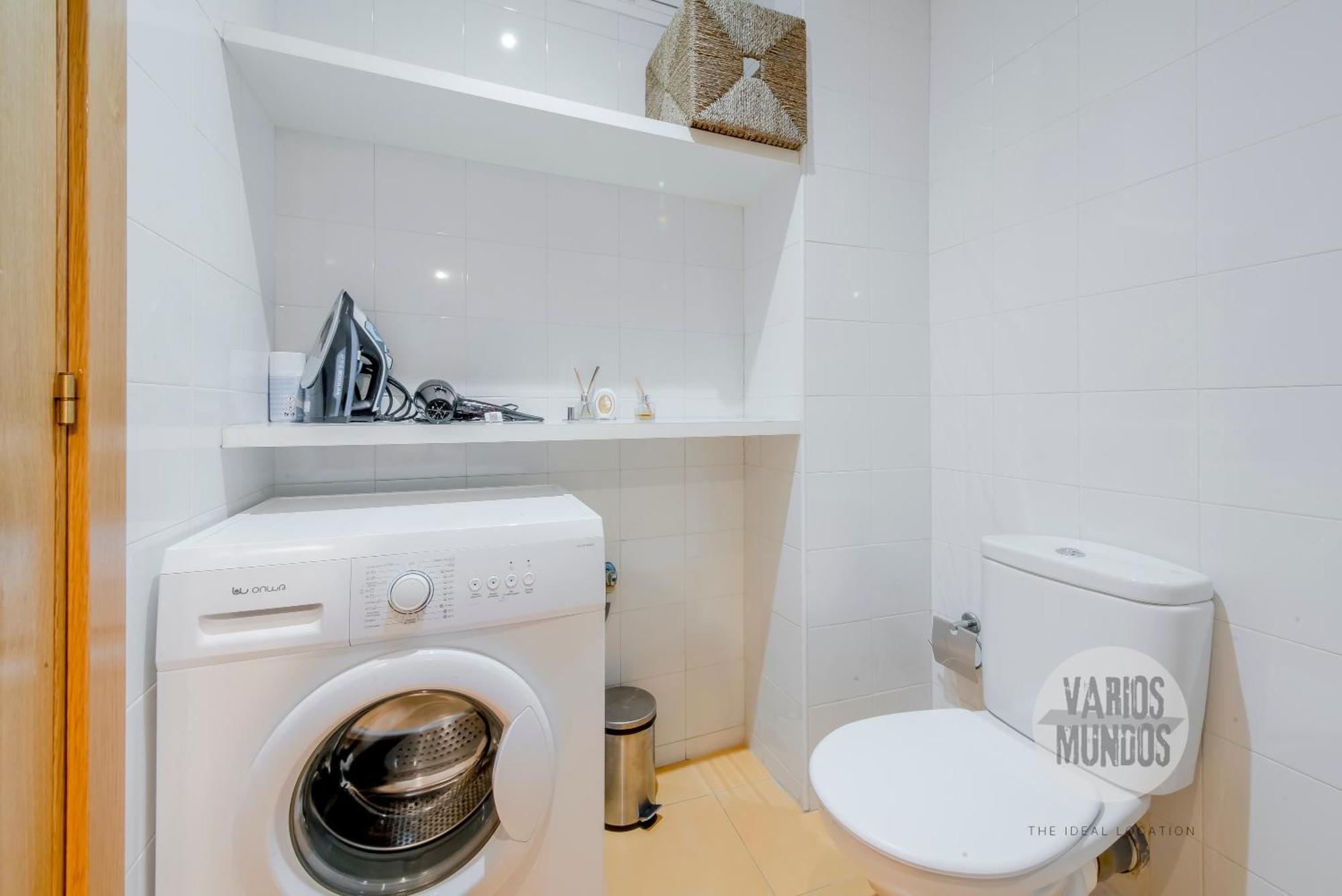 Pequeno Rincon 3, En Plaza De Chueca Apartamento *