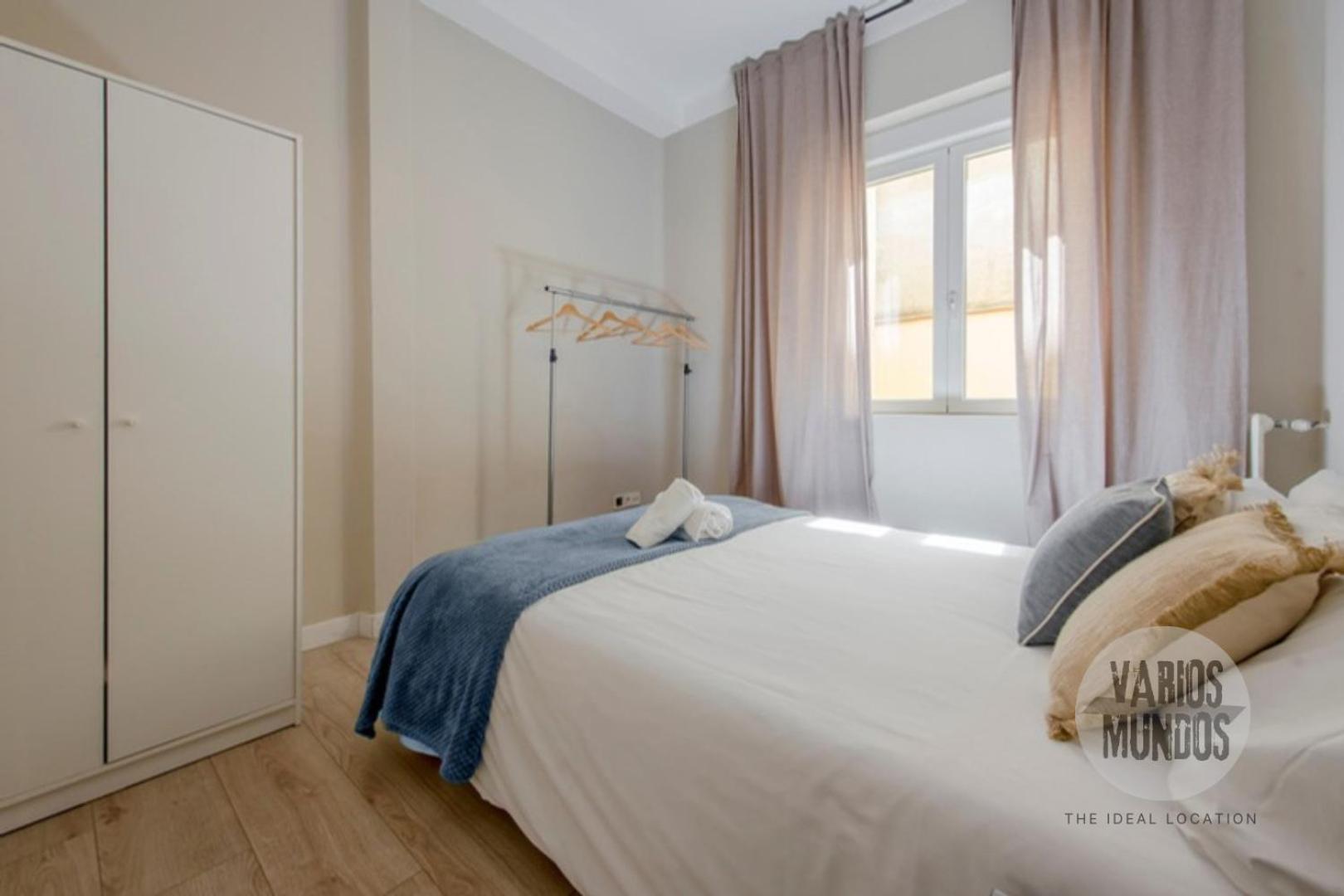 Apartamento Vive La Magia 7, En Santa Ana 6 Madrid