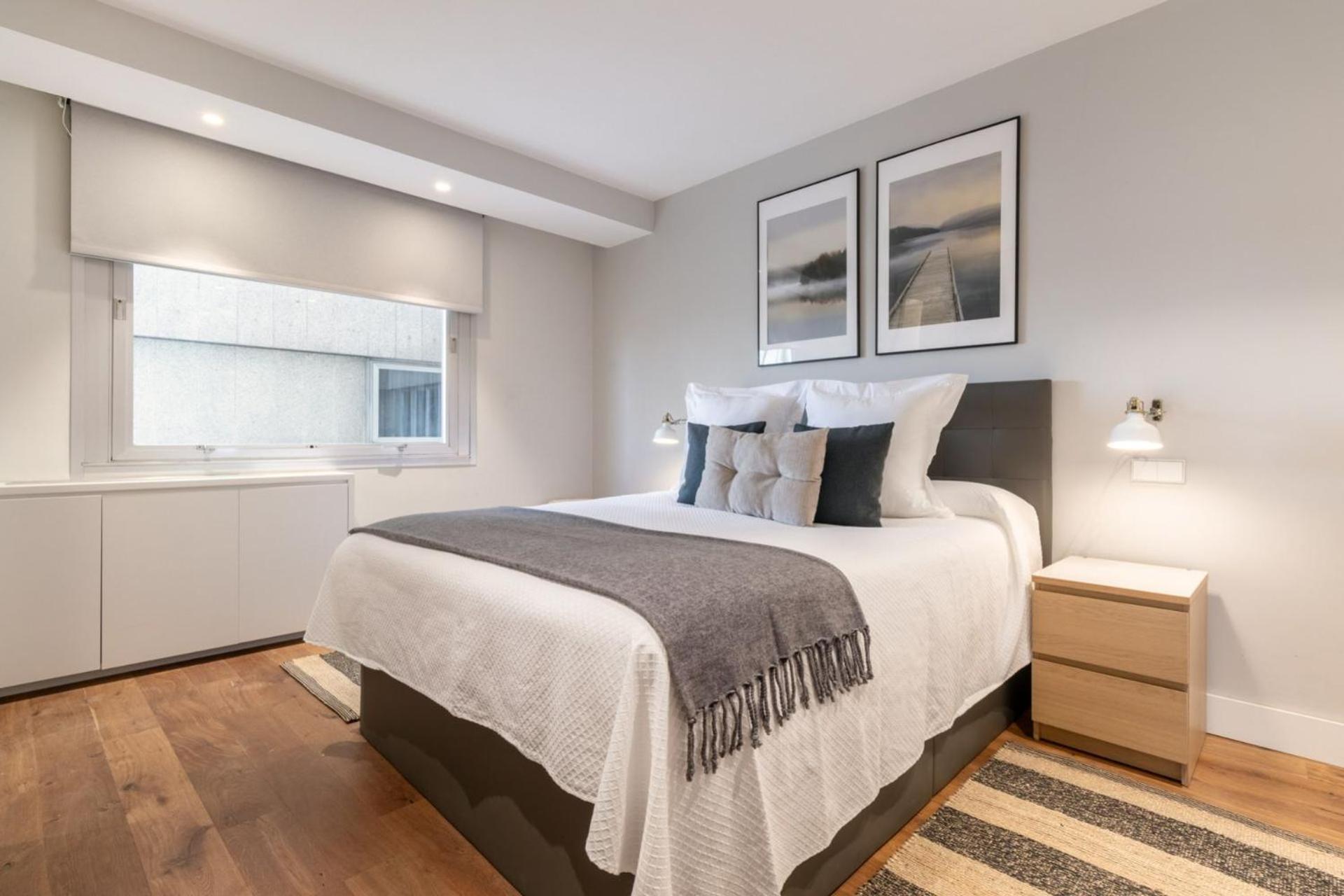 Apartamento Modern With Stunning Views Of Plaza Colon Madrid