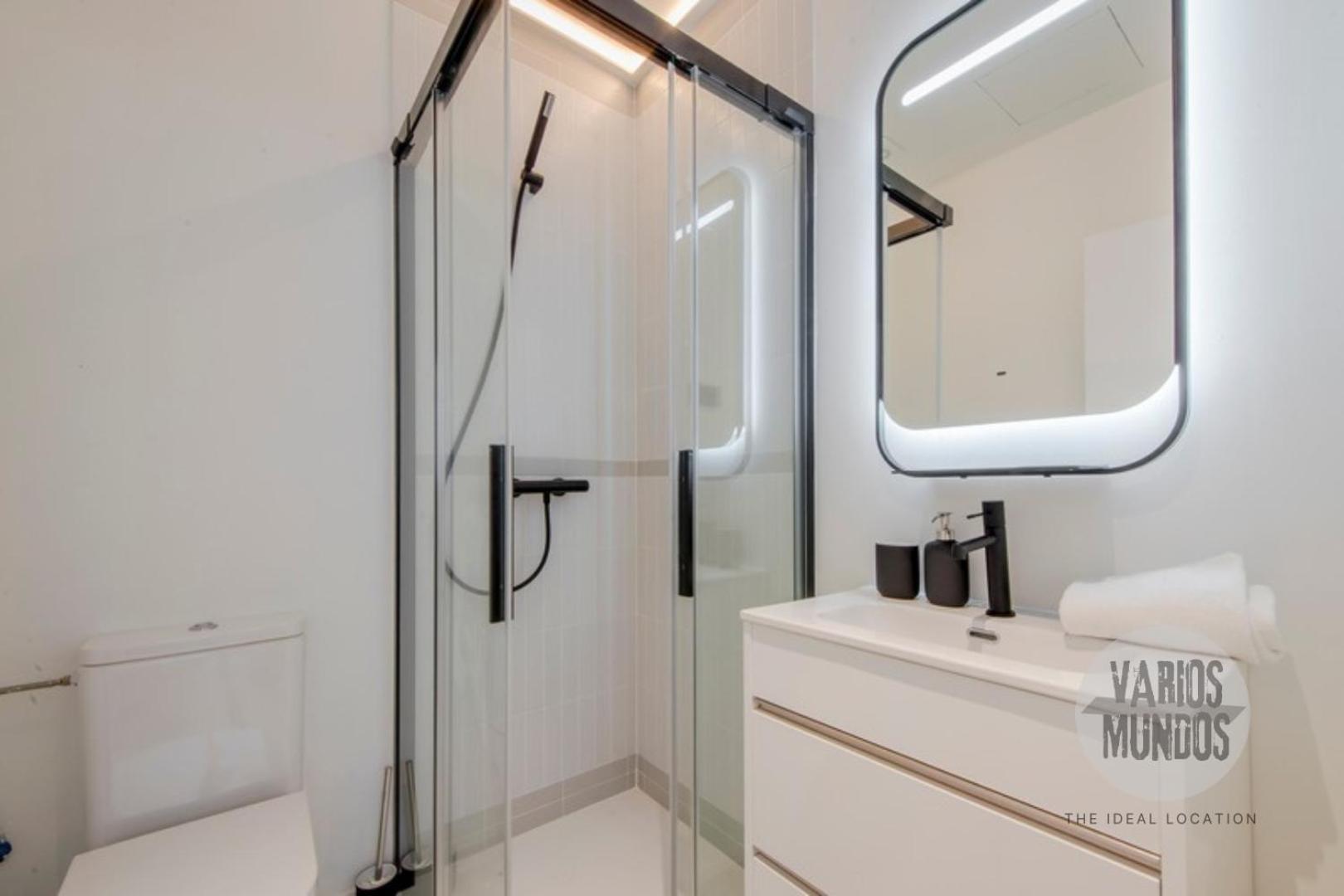 Ritmo En 2, Vive Mira El Rio Alta 10 E3 Apartamento Madrid