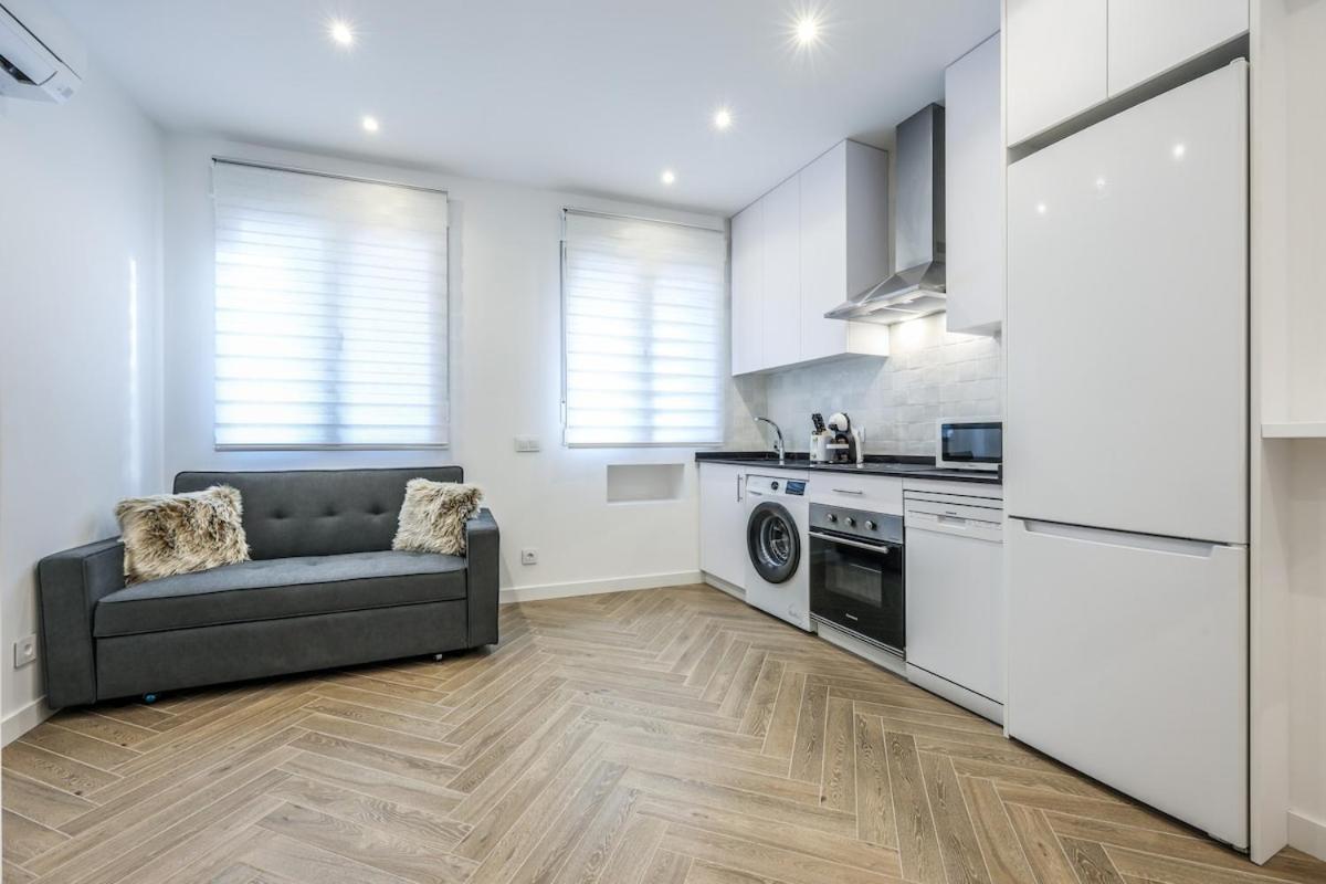 Apartamento Urban Tranquility In With Modern Comforts *