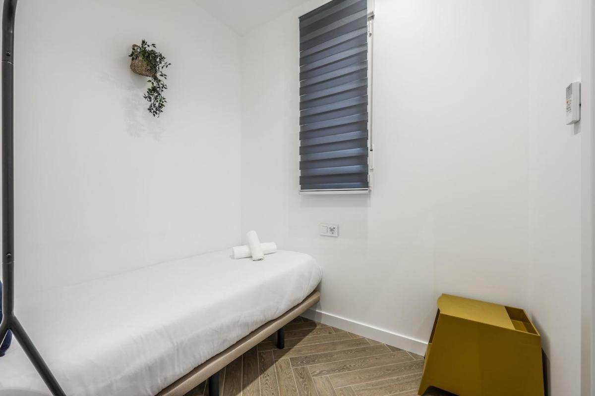 Urban Tranquility In With Modern Comforts Apartamento