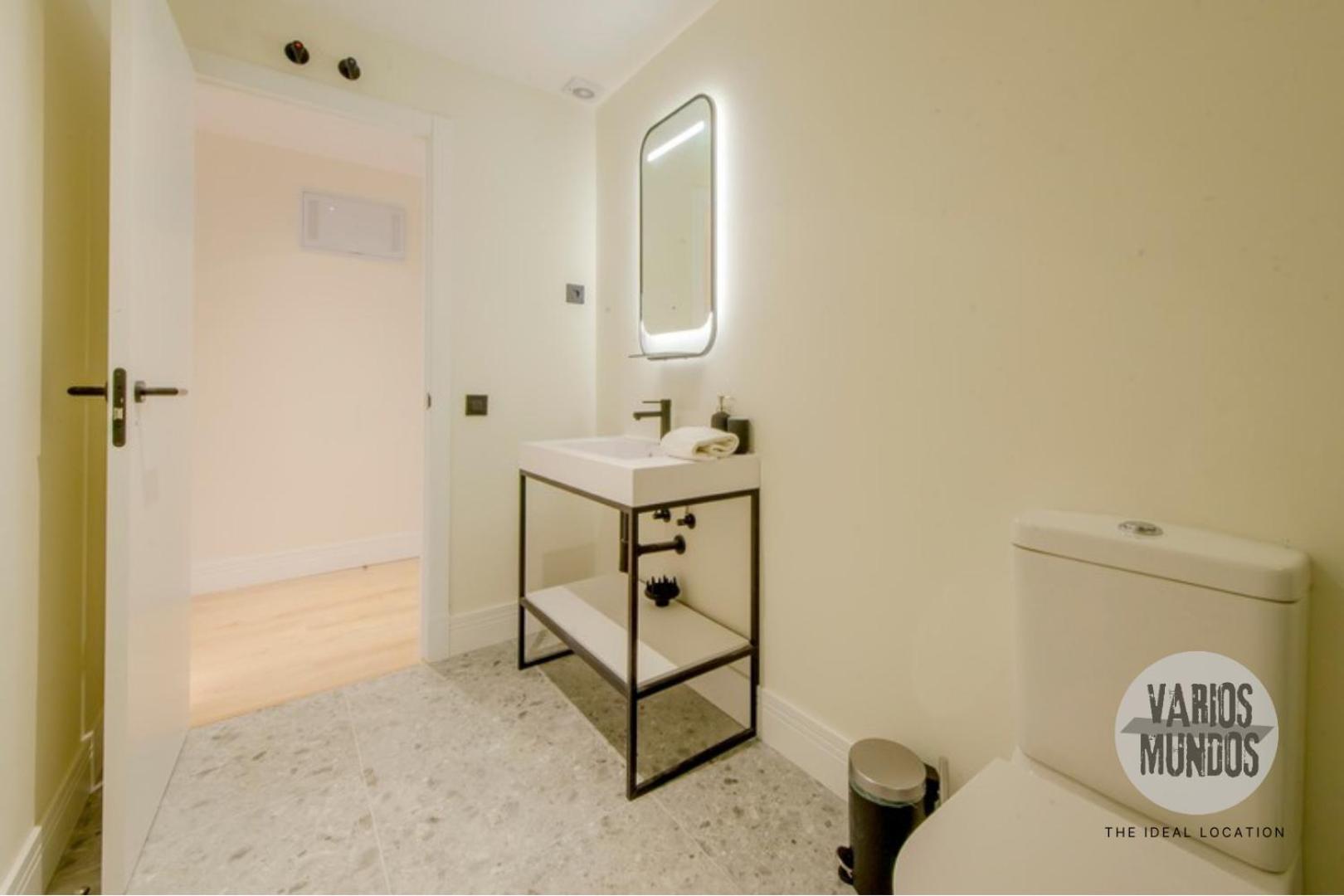 Malasana Escapada 6 , Descubre San Bernardo 20 E3 Apartamento *