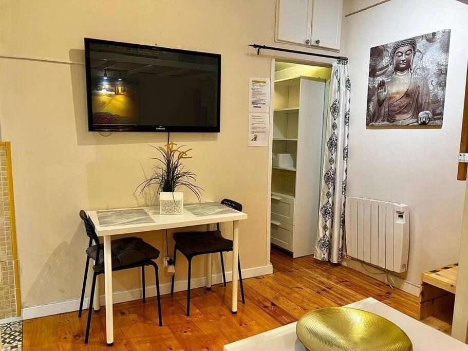Estudio Coqueto En Malasana Apartment *