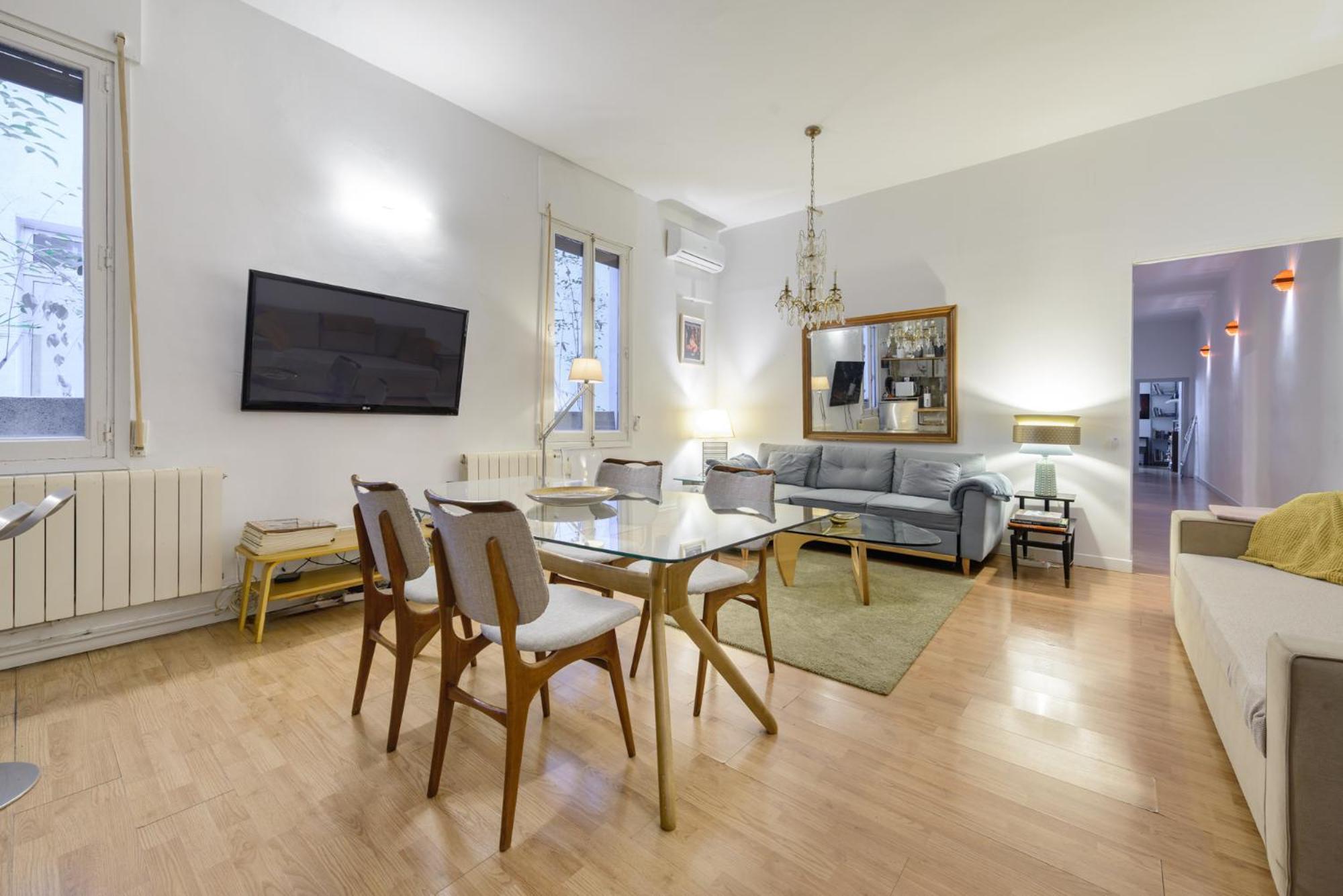 Gran Via-sol Spacious 3 Bedrooms & 2 Wcs Apartamento *
