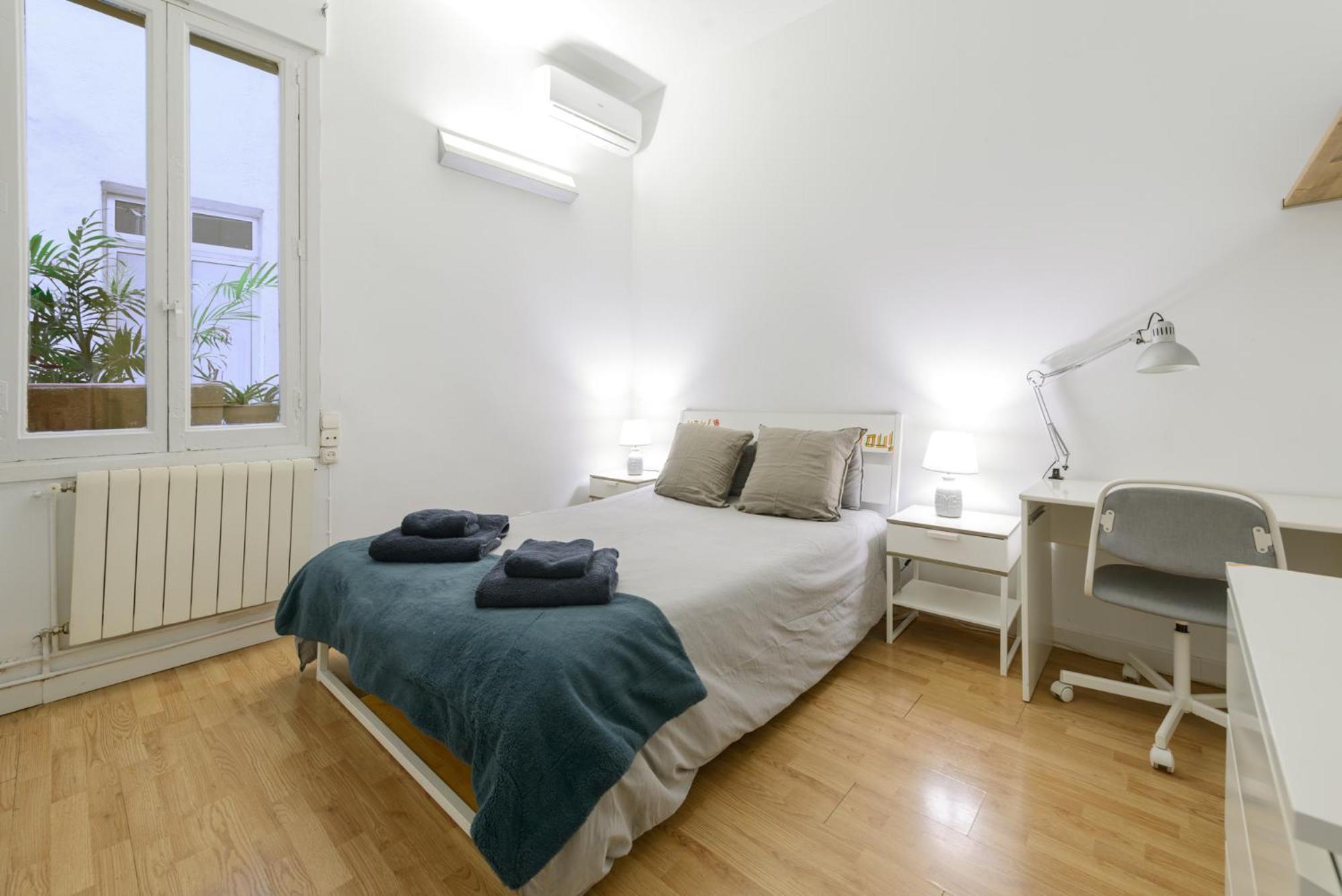 Gran Via-sol Spacious 3 Bedrooms & 2 Wcs