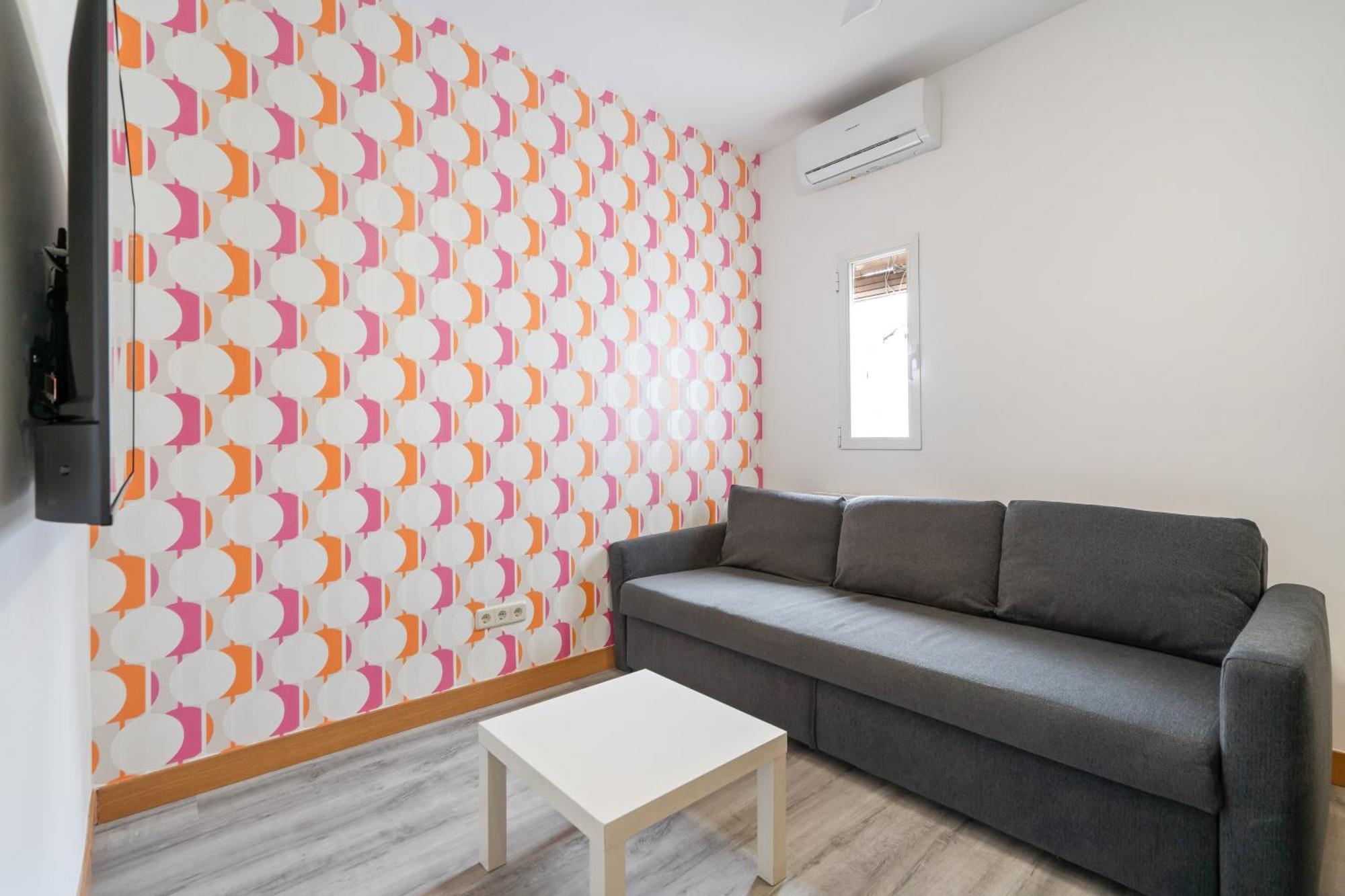 La Latina Sol. Espacioso Apartamento, 12 Pax Madrid