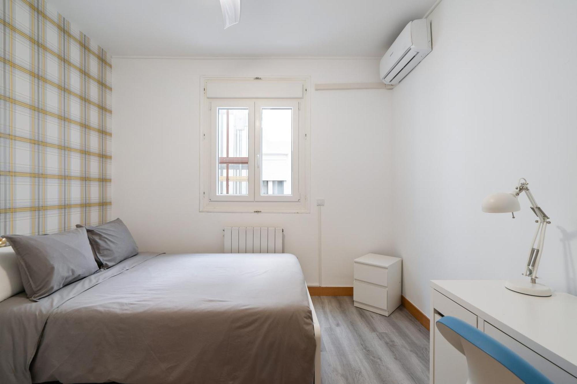 La Latina Sol. Espacioso Apartamento, 12 Pax Apartamento *