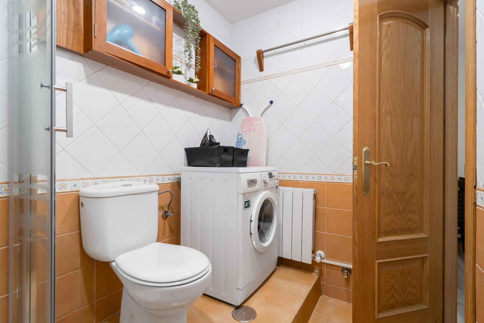 Apartamento La Latina Sol. Espacioso Apartamento, 12 Pax *