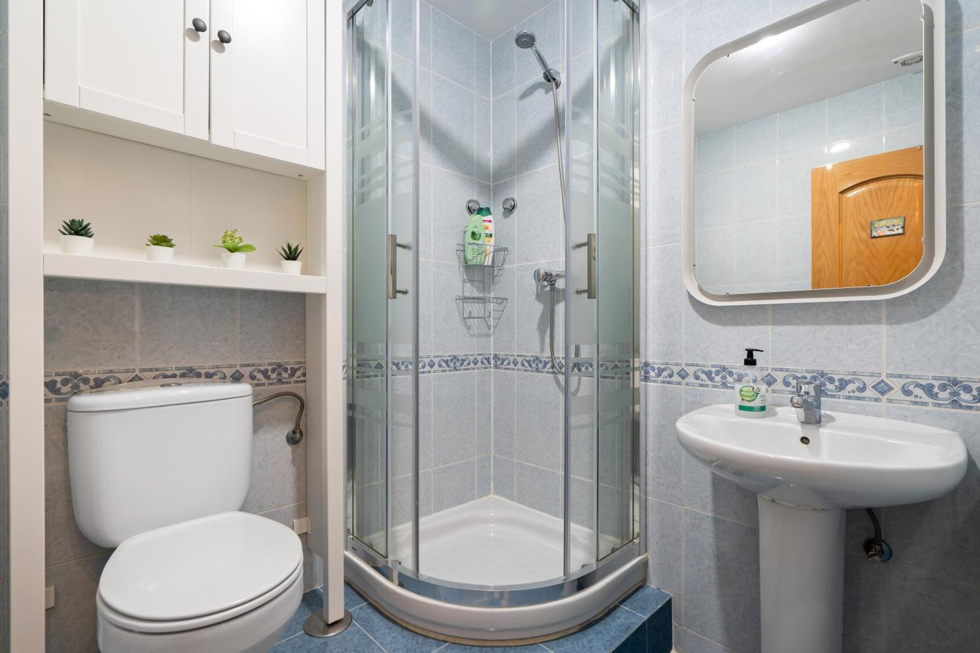 La Latina Sol. Espacioso Apartamento, 12 Pax Apartment *