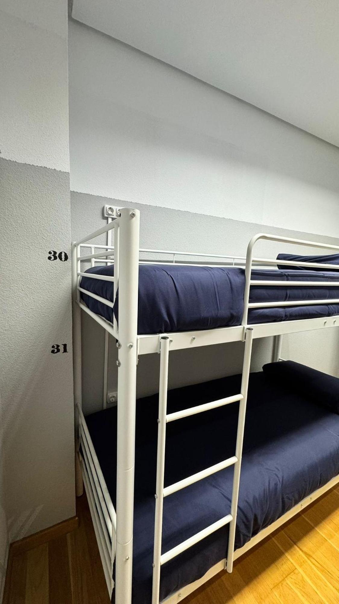 Hostal Puerta Del Angel Madrid