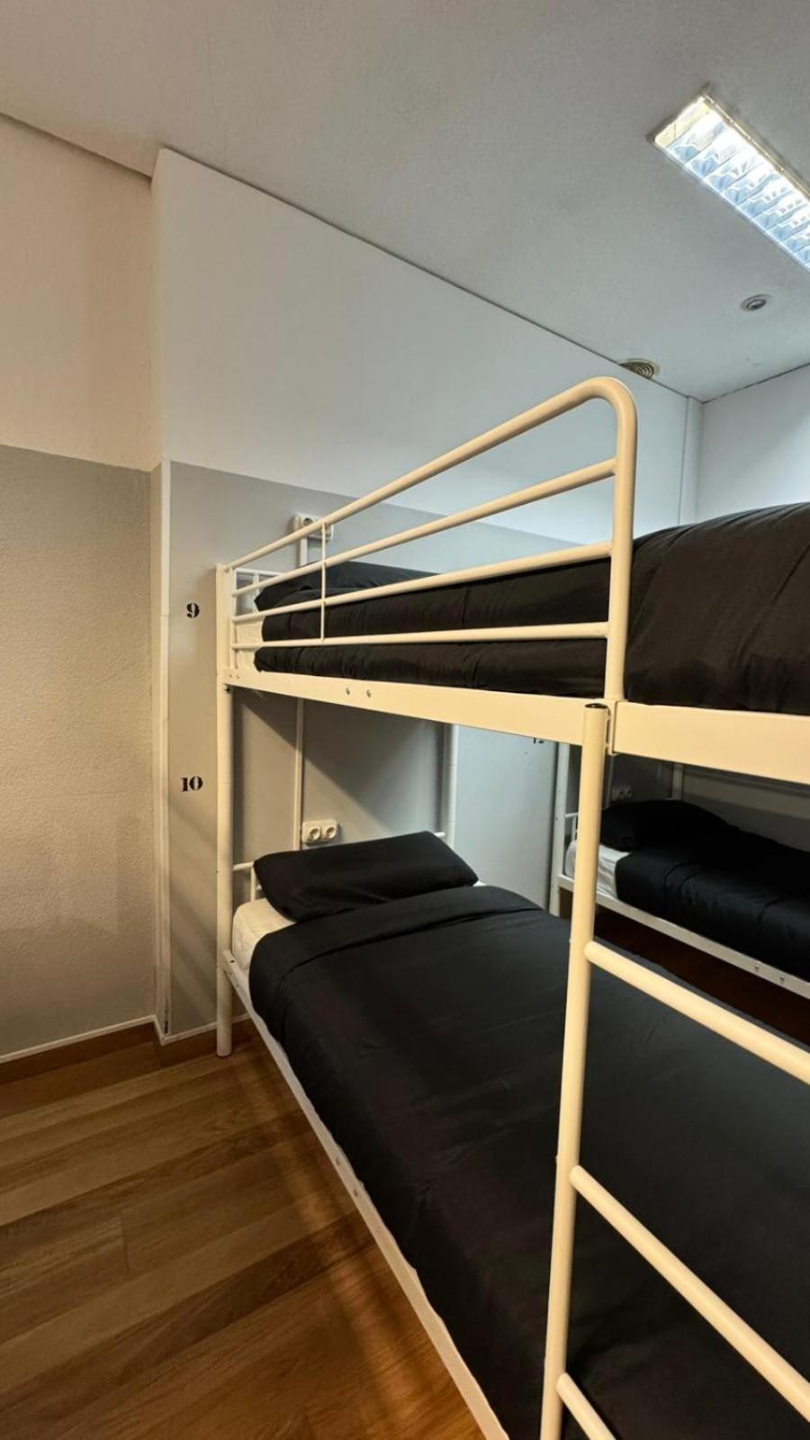 Hostal Puerta Del Angel Madrid
