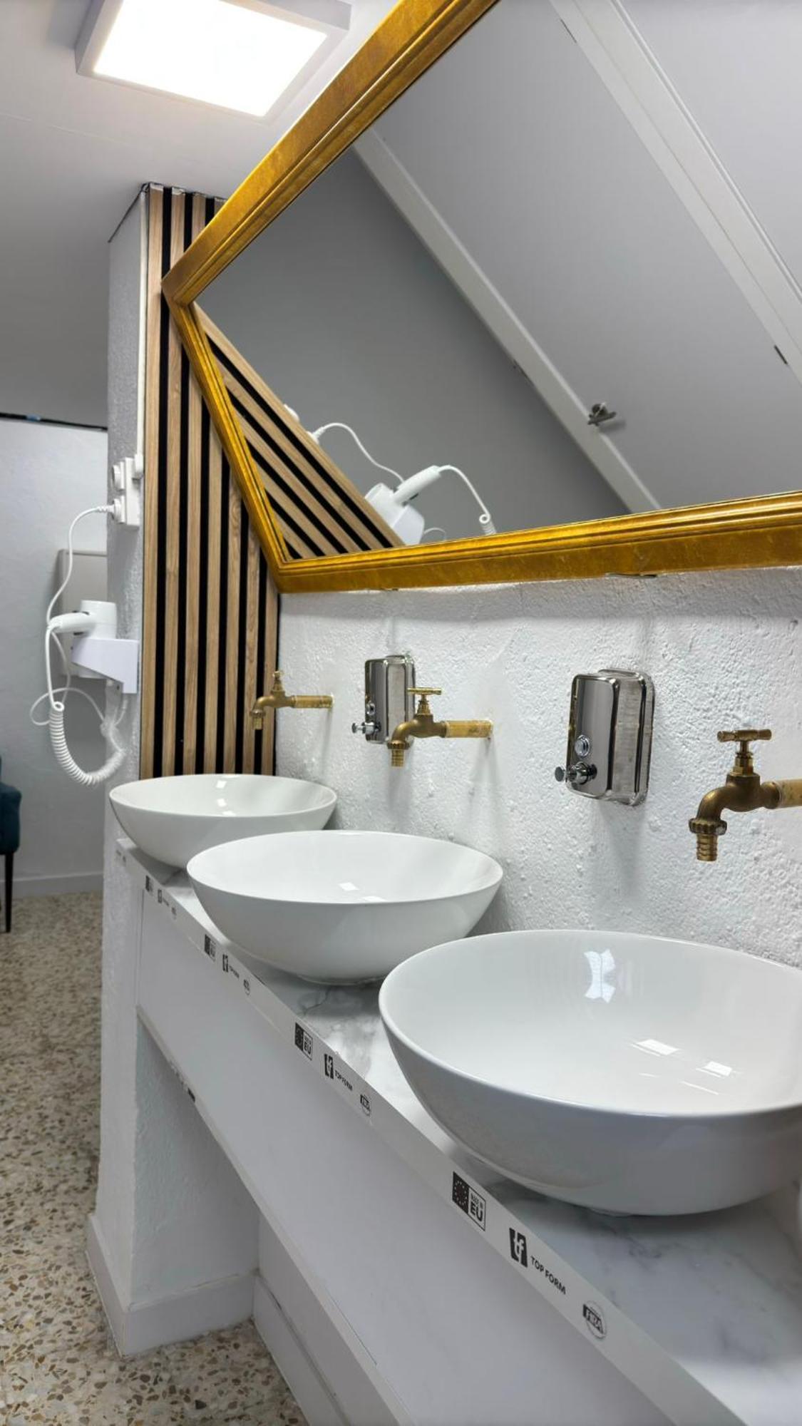 Hostal Puerta Del Angel