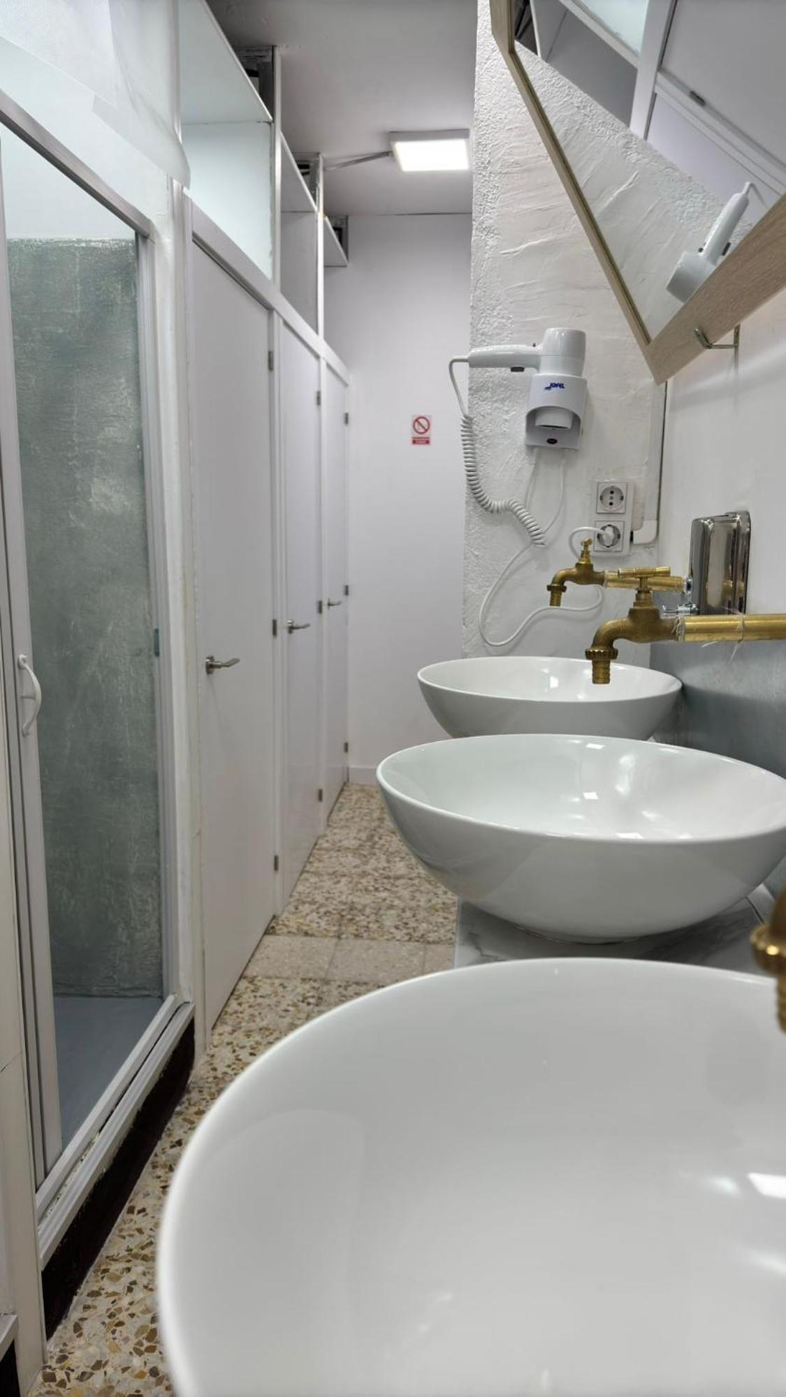 Hostal Puerta Del Angel *