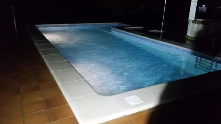 Casa Con Piscina *