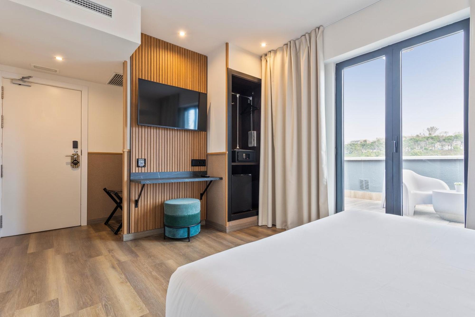 Acta Madfor Hotel