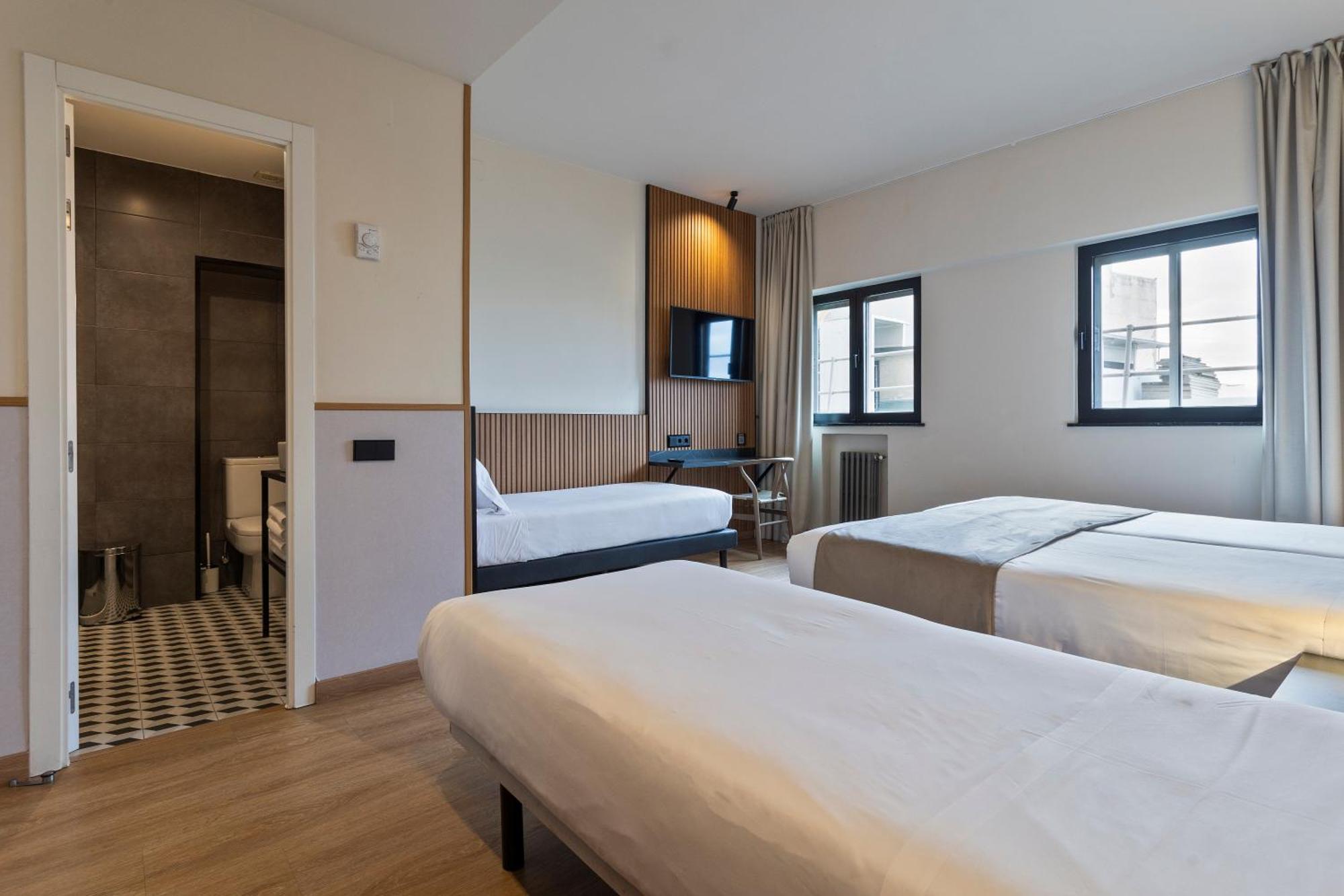 Acta Madfor Hotel 3*