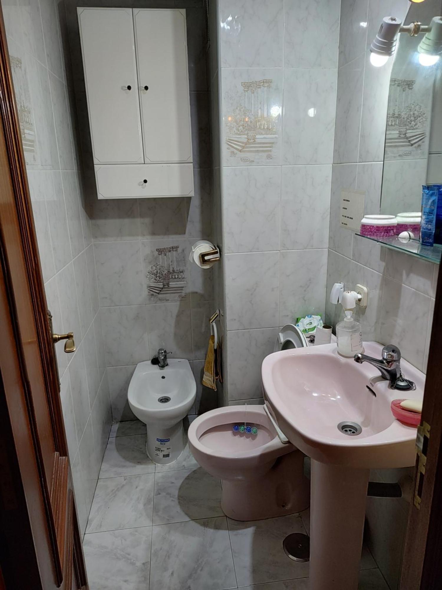 Alameda De Osuna Aeropuerto Habitación en casa particular