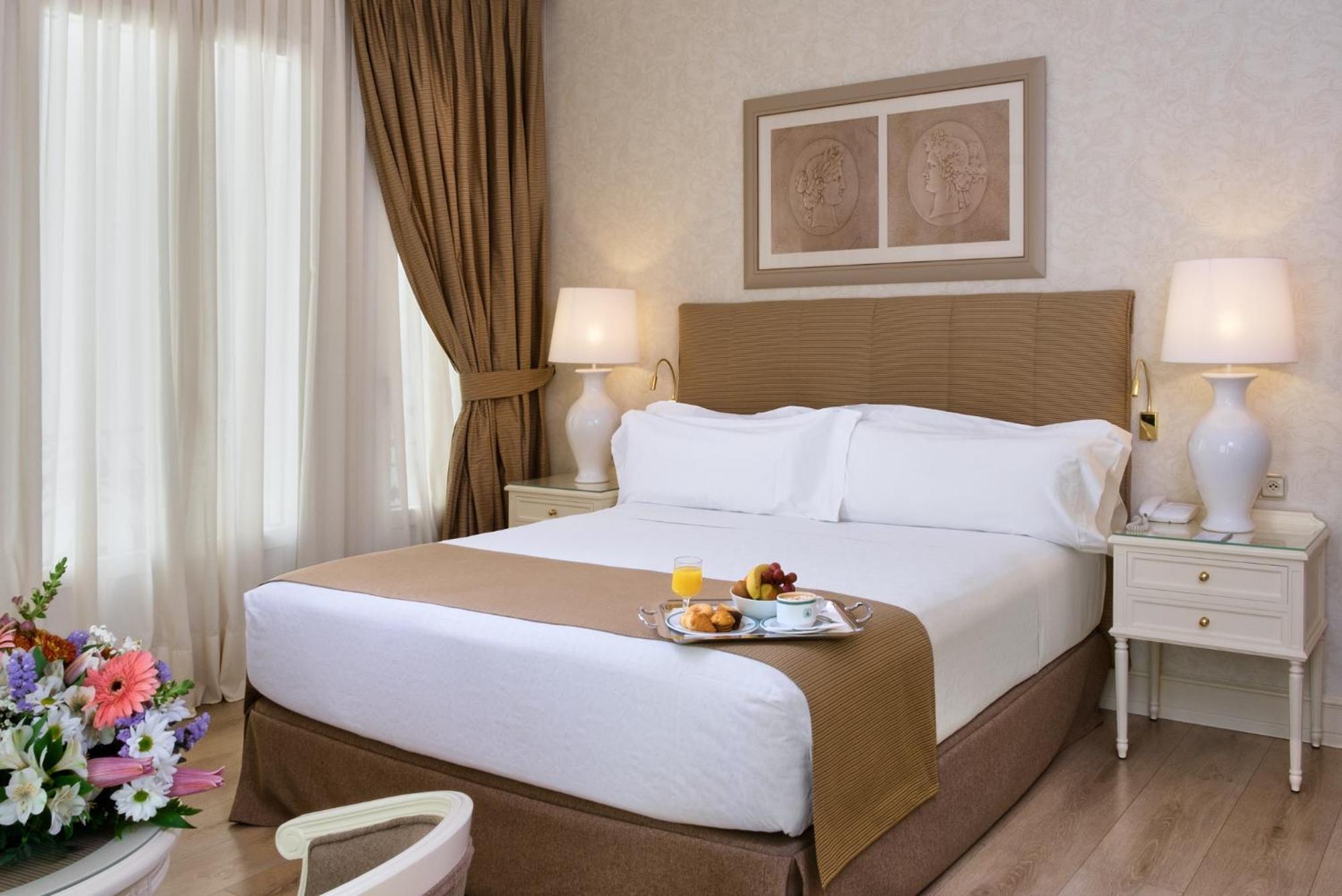 Atlántico Hotel 4*