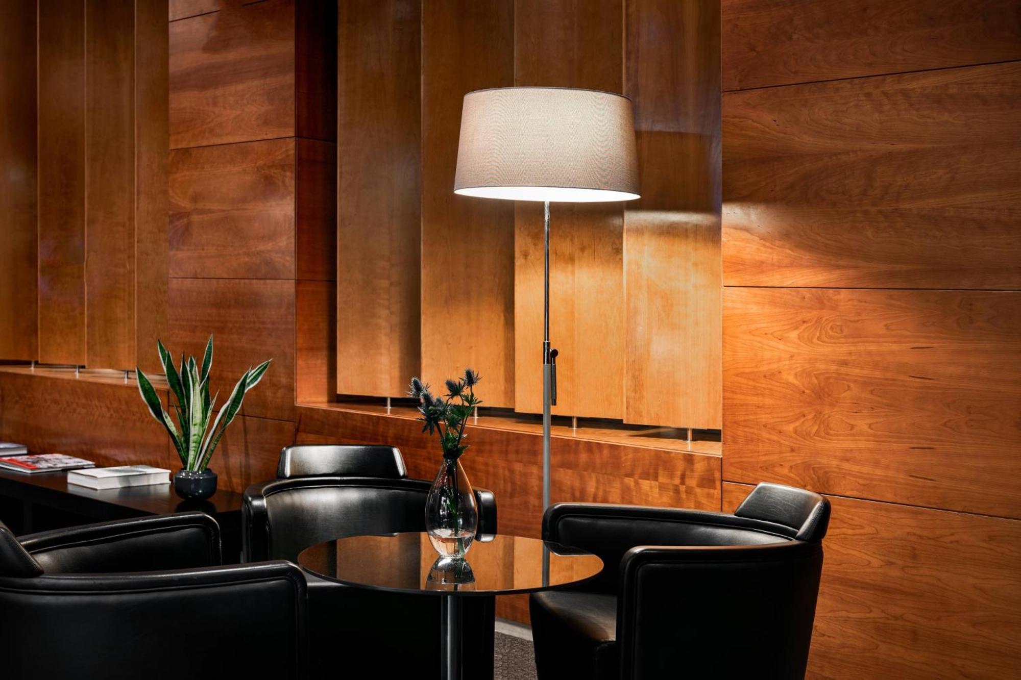 Hotel Ac Vascos By Marriott Madrid