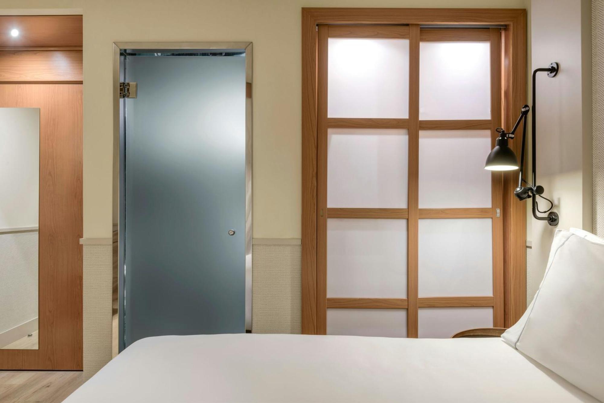 Hotel Ac Vascos By Marriott Madrid