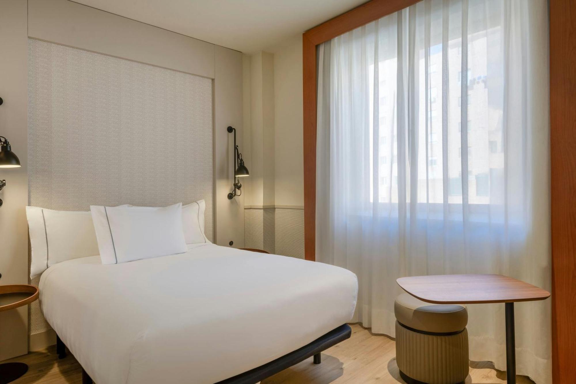 Hotel Ac Vascos By Marriott