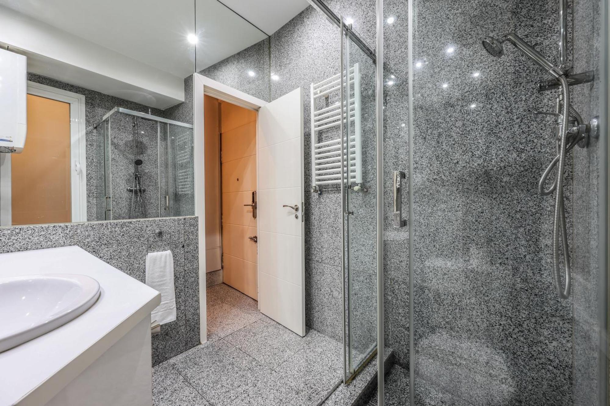 Ap Embajadores Ii Apartment *