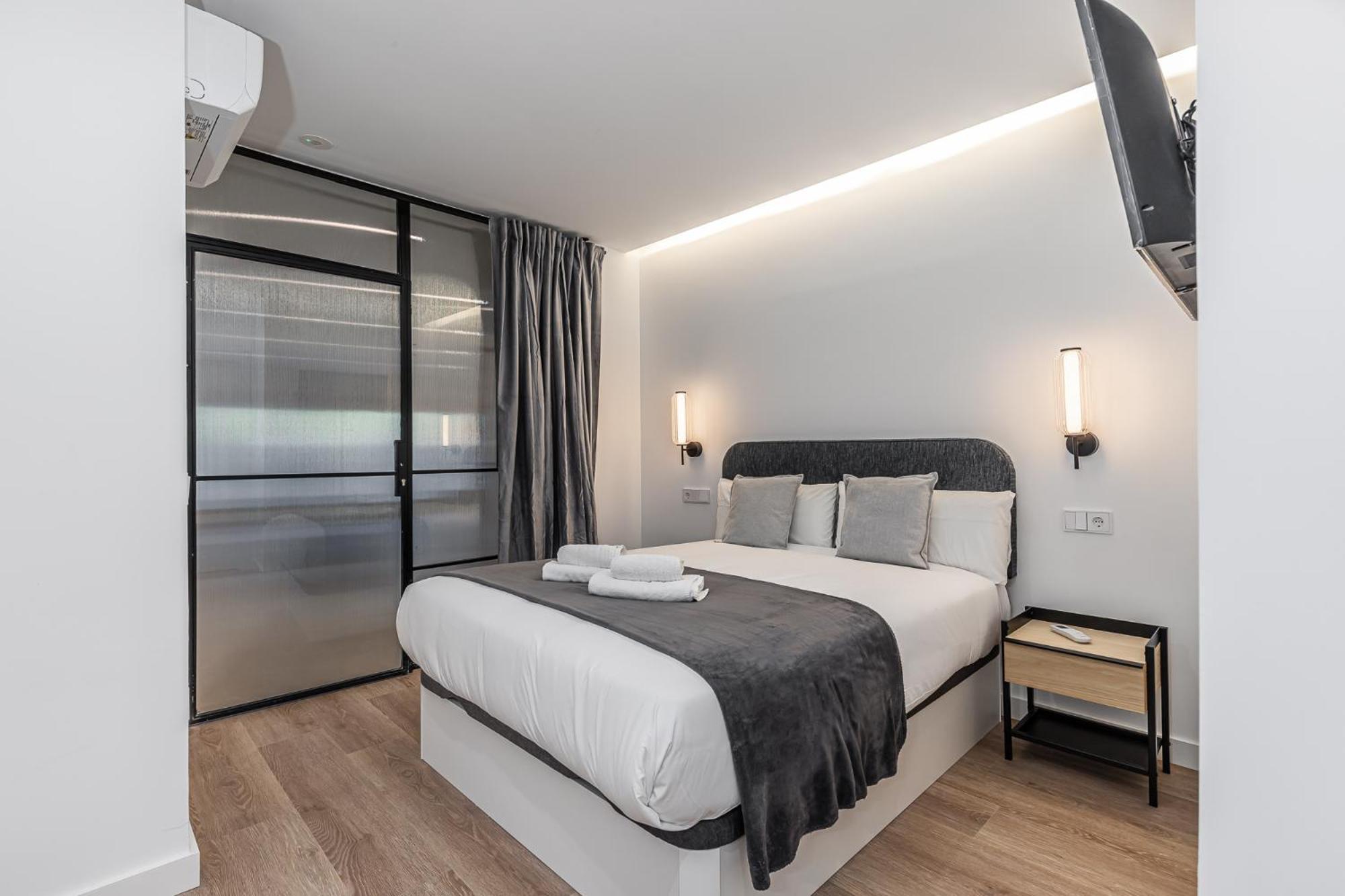 Guest house Queens Plaza Espana - Alquiler Corta Duracion *