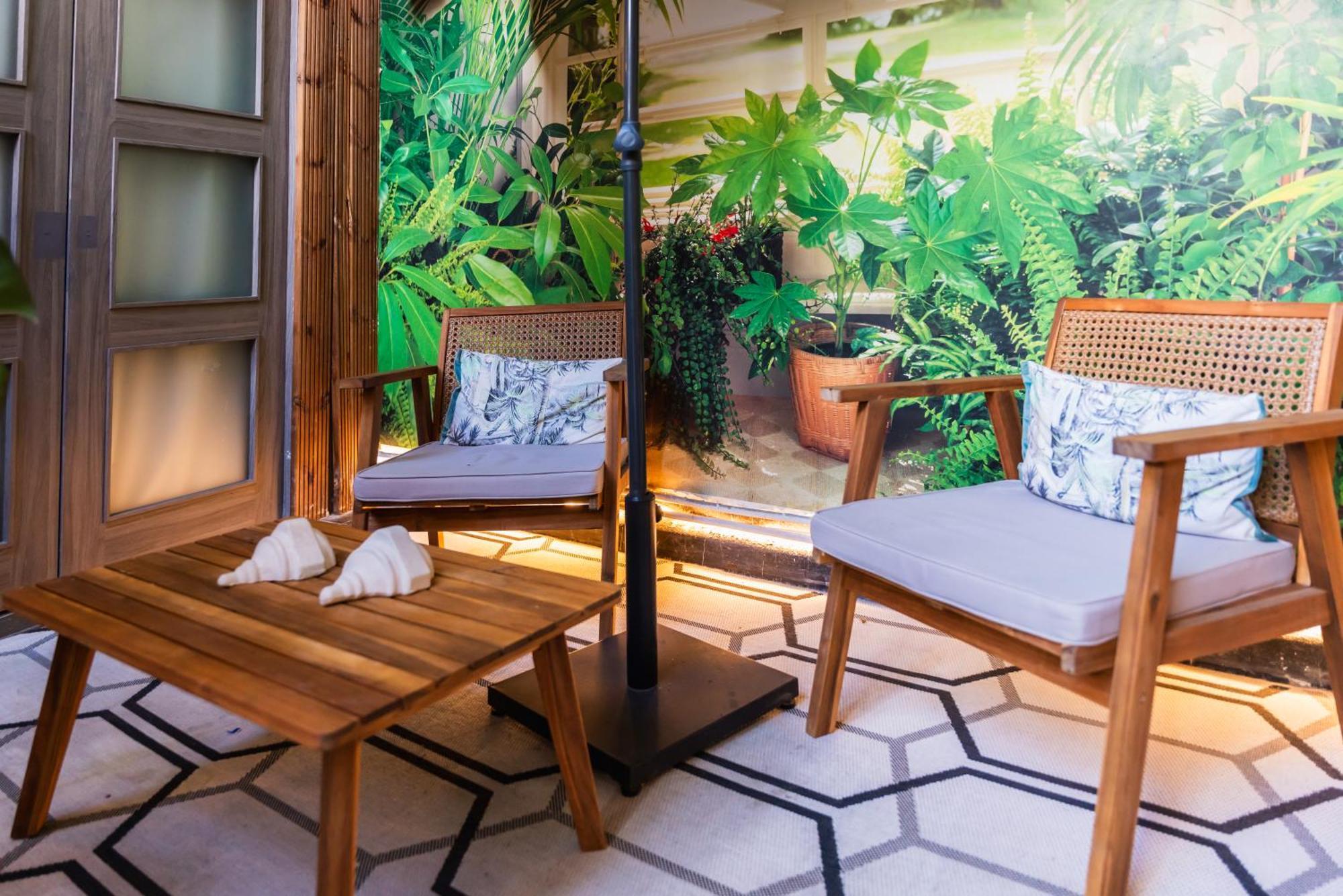 Life Gran Via Design Hotel 3*