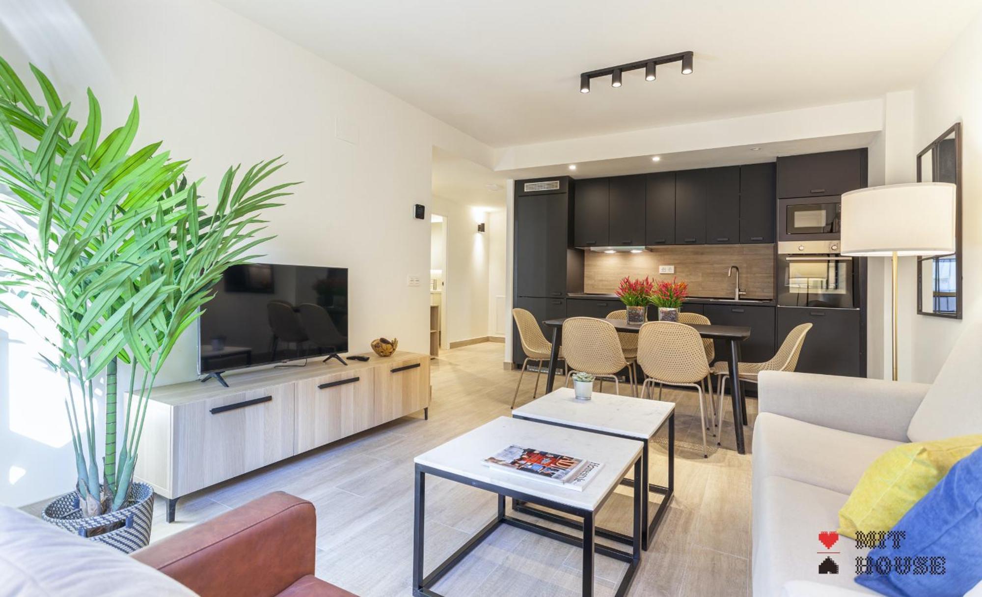 Mit House Antonio Lopez En * Madrid