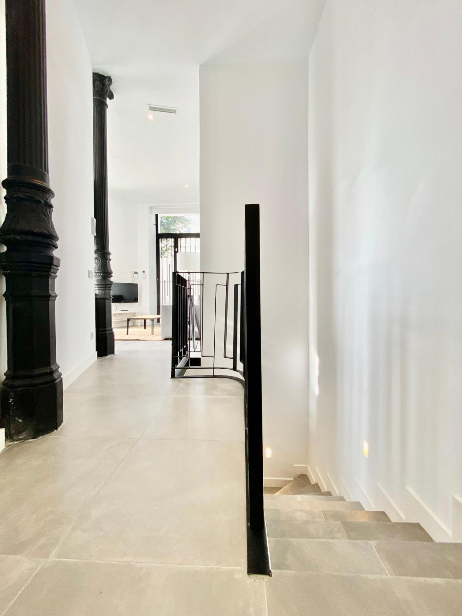 Charming Urban La Latina Apartment Madrid