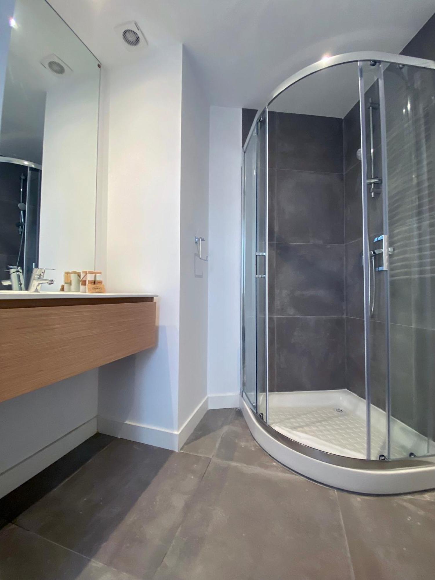 Charming Urban La Latina Apartment Madrid