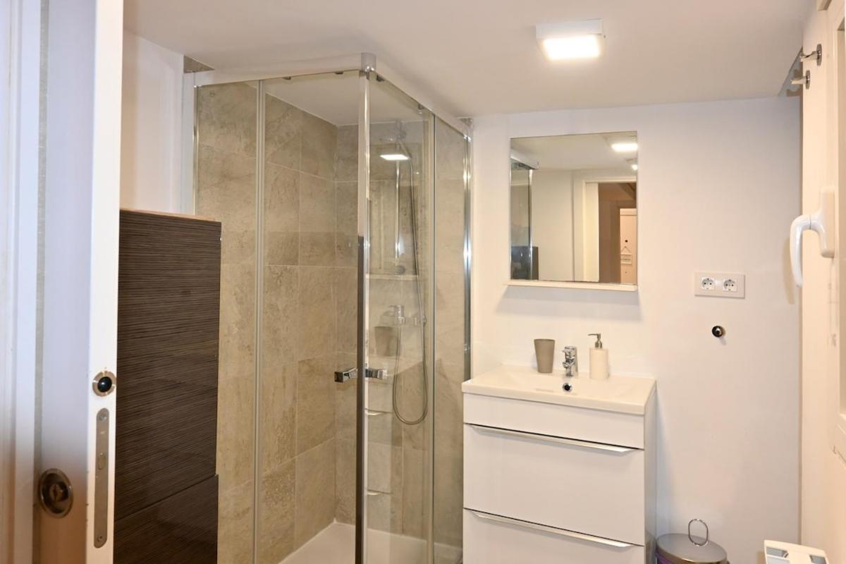 Temporary And Practical Modern In Chamberi Temporal Var12