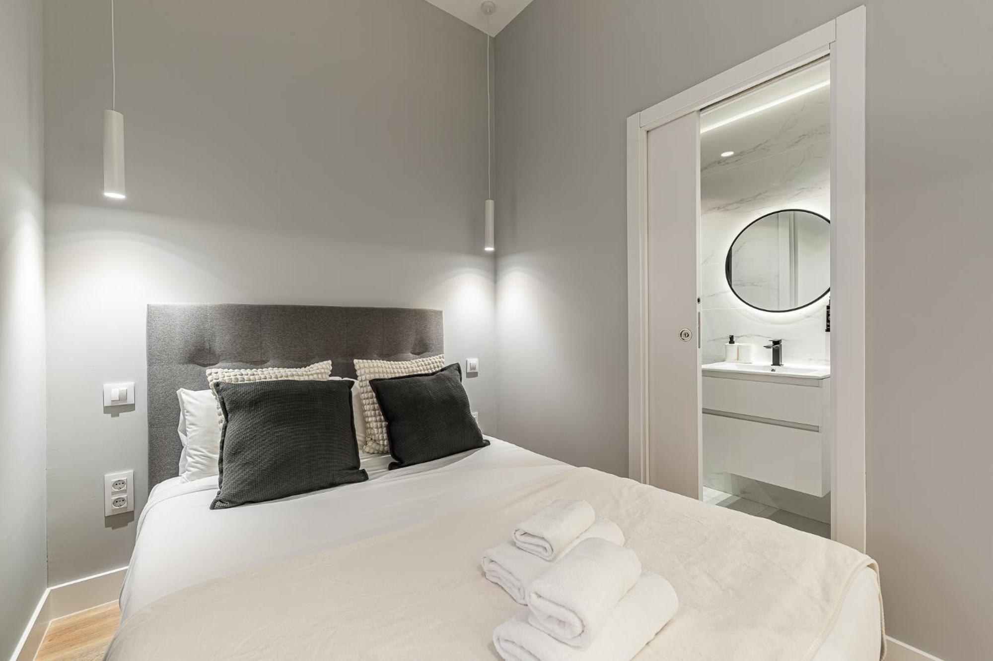 Apartamento Waou Essence Iii Tirso De Molina - Corta Duracion *