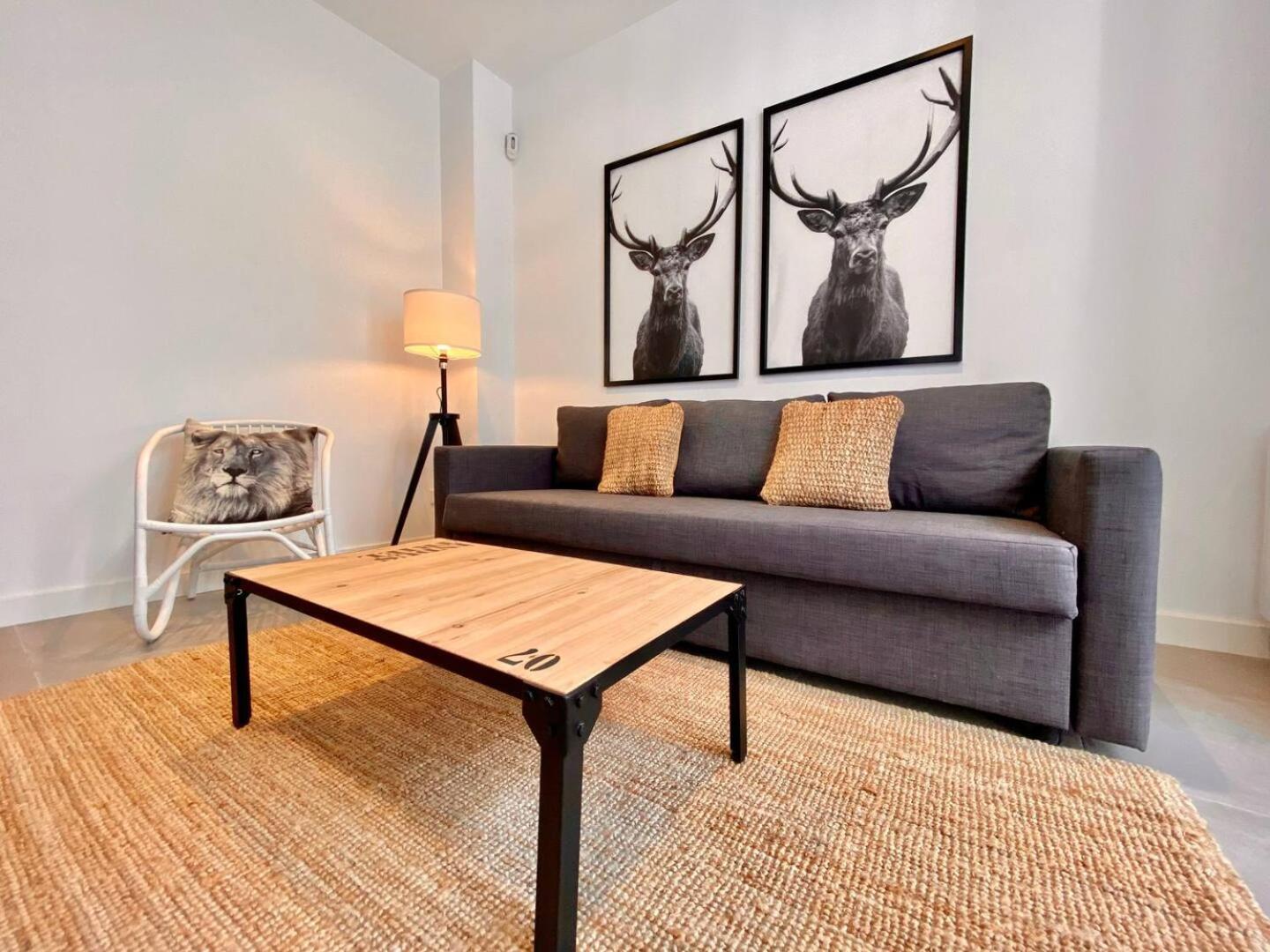 Charming Urban La Latina Apartment