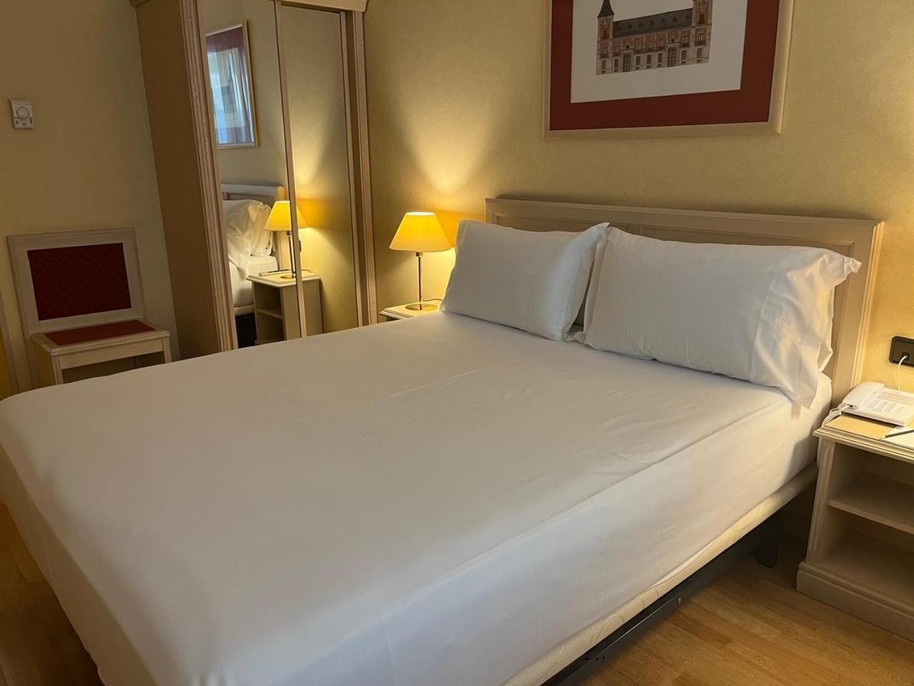 Senator Castellana Hotel