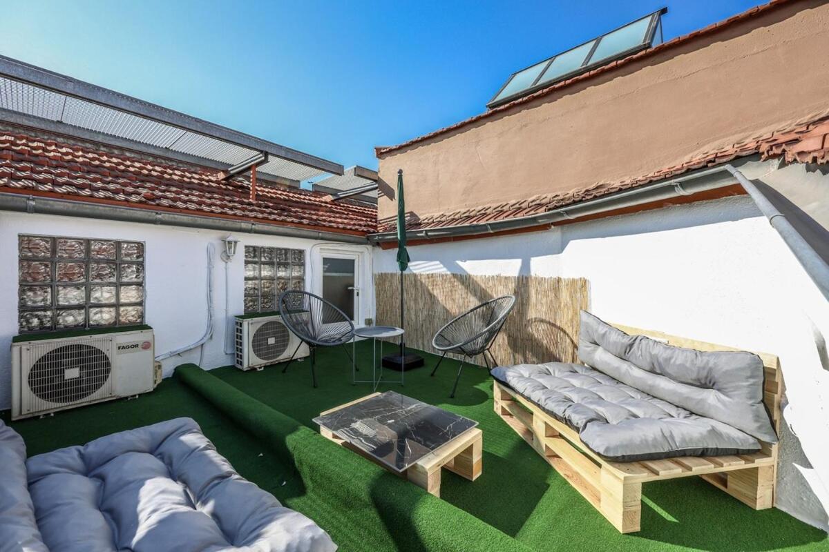 Apartamento Penthouse Duplex With Terrace In Alcala *