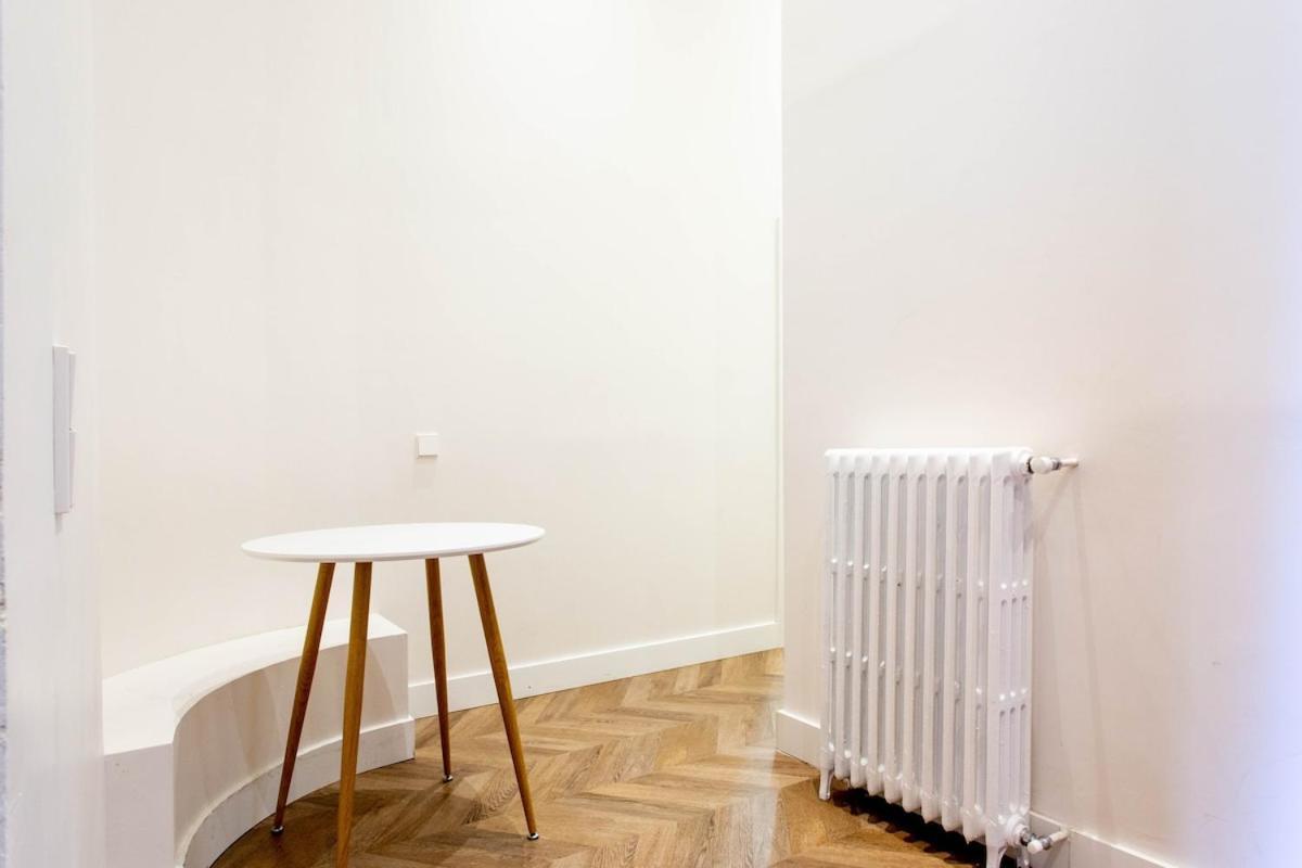 1- Premium In Puerta Del Sol Madrid