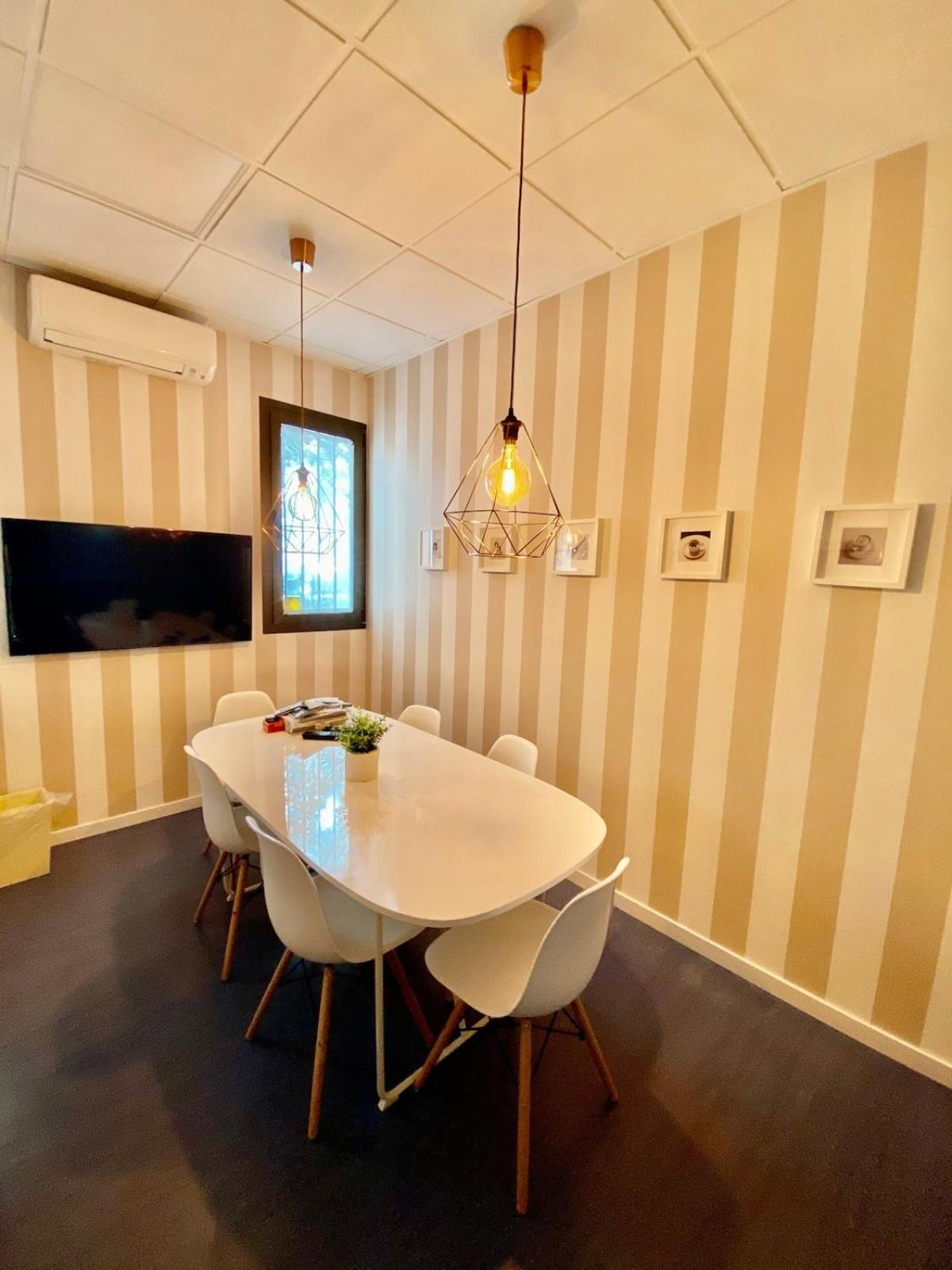 Apartamento Entire In The Center - 10 Pax Madrid