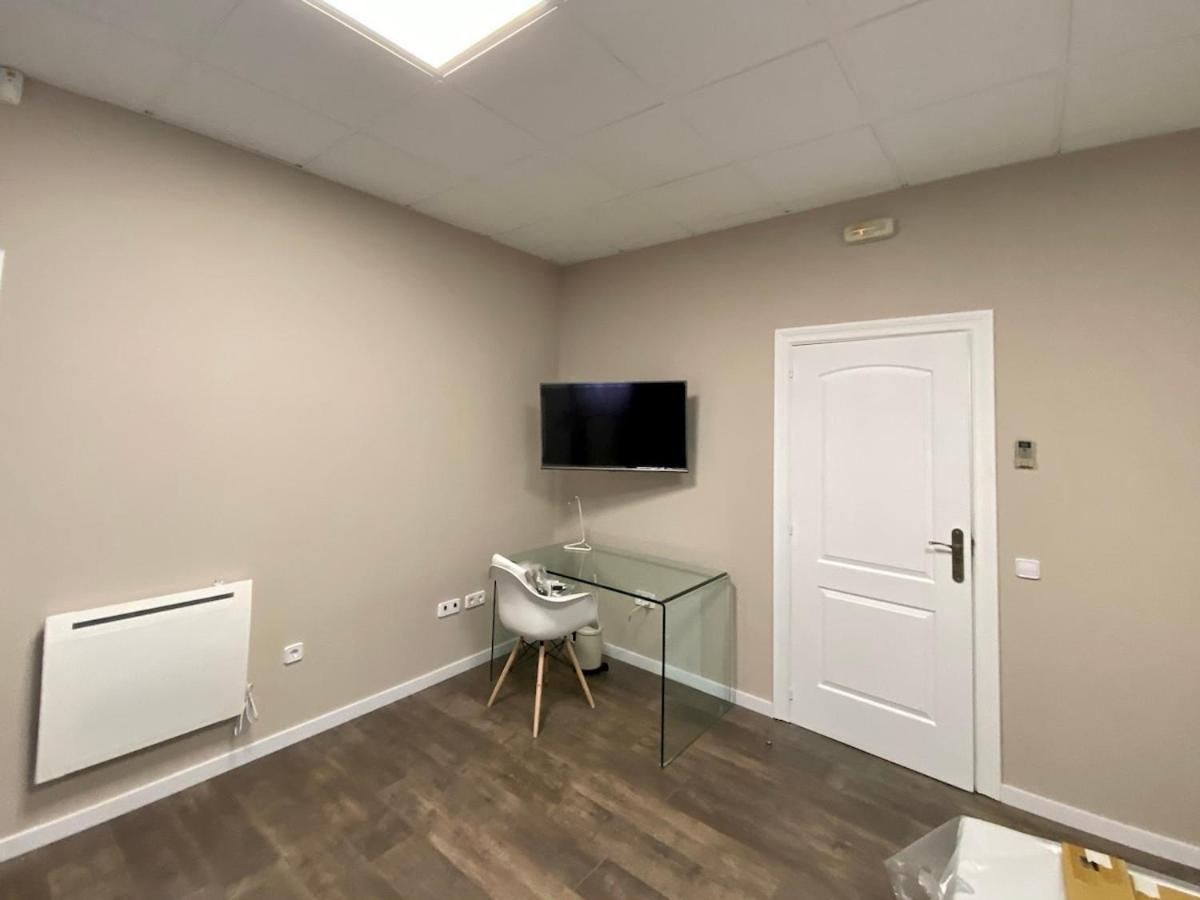 Apartamento Entire In The Center - 10 Pax