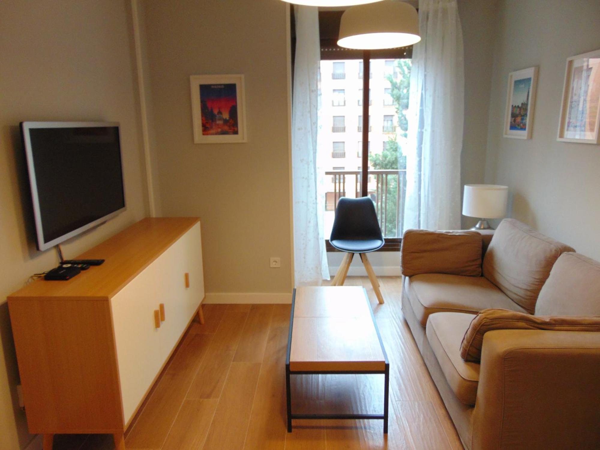 Airport Plenilunio Beige Apartamento Madrid