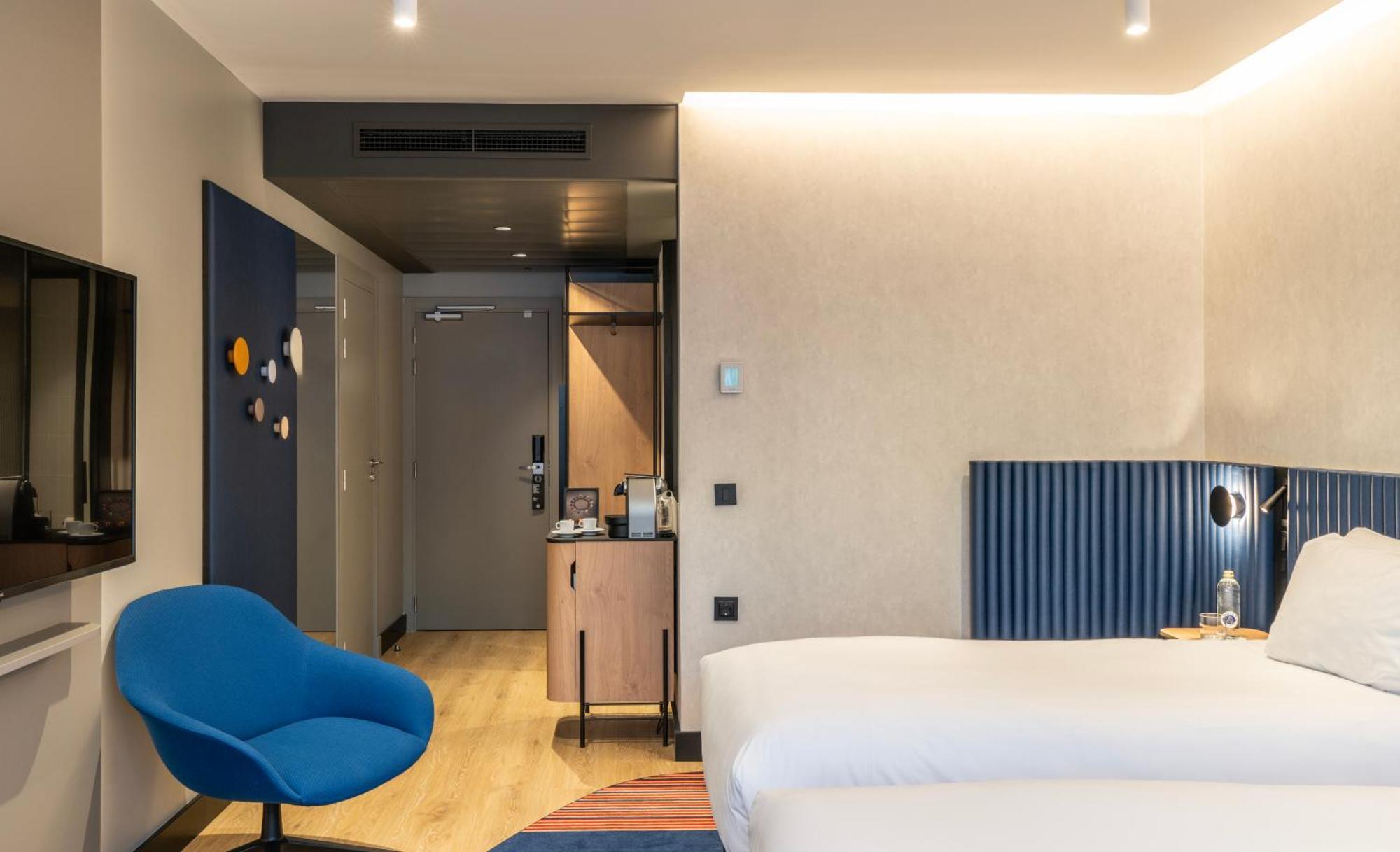 Pullman Airport&feria Hotel 4*