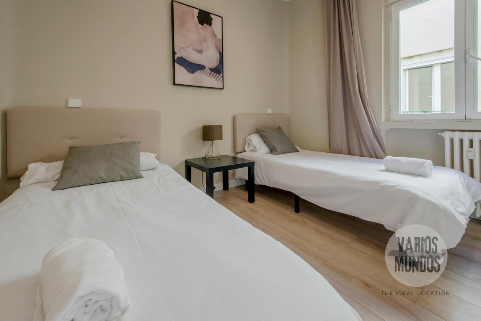 Apartamento Vive La Esencia De 7 En Santa Ana 6 Madrid