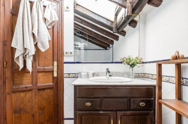 ático Duplex Con Terraza En Puro Centro, 2 A 8 Pax